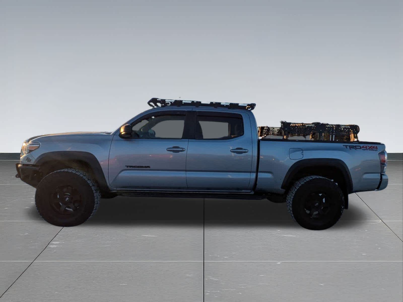 Thumbnail: 2020 Toyota Tacoma - 3