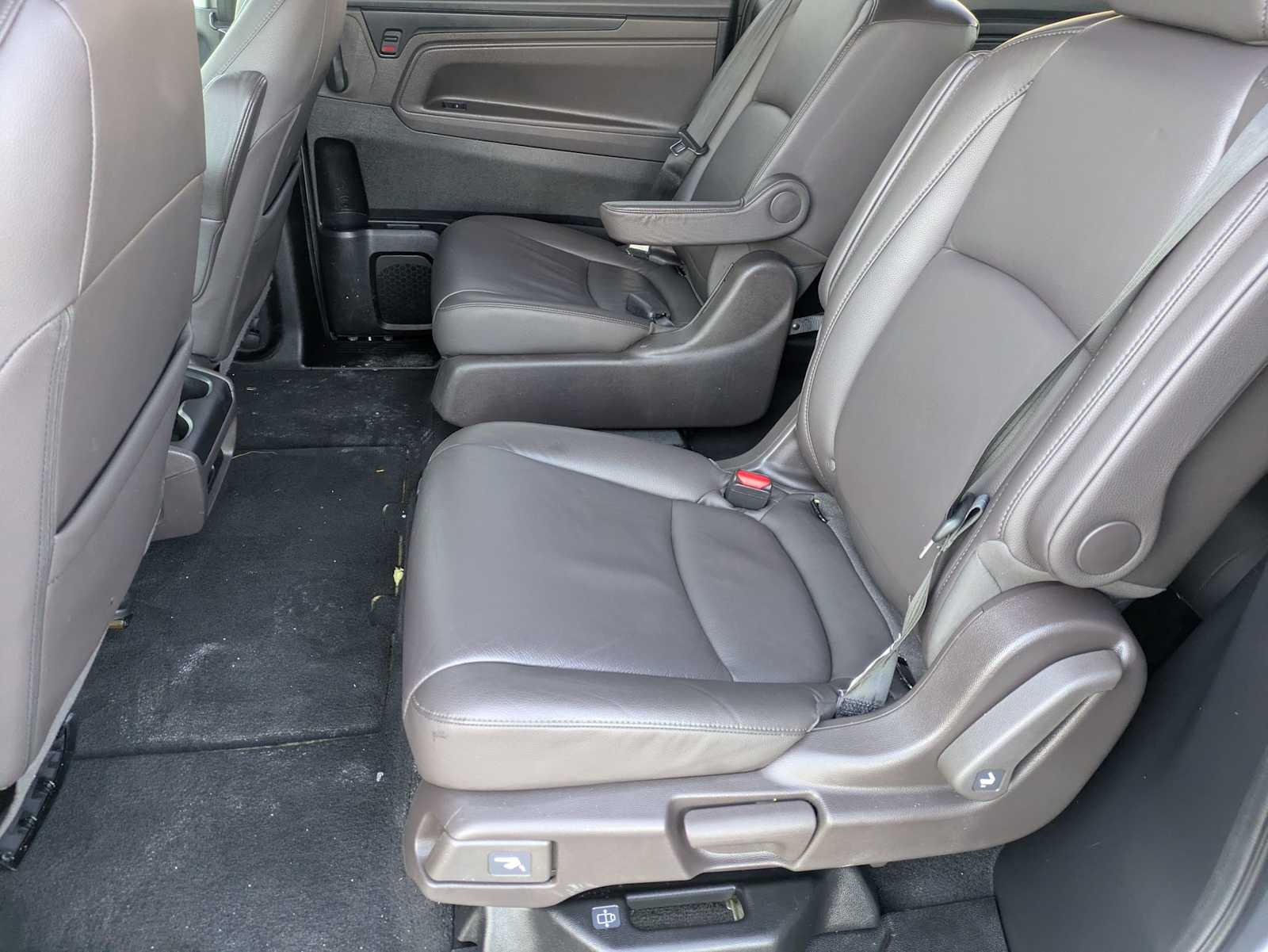 Thumbnail: 2019 Honda Odyssey - 18