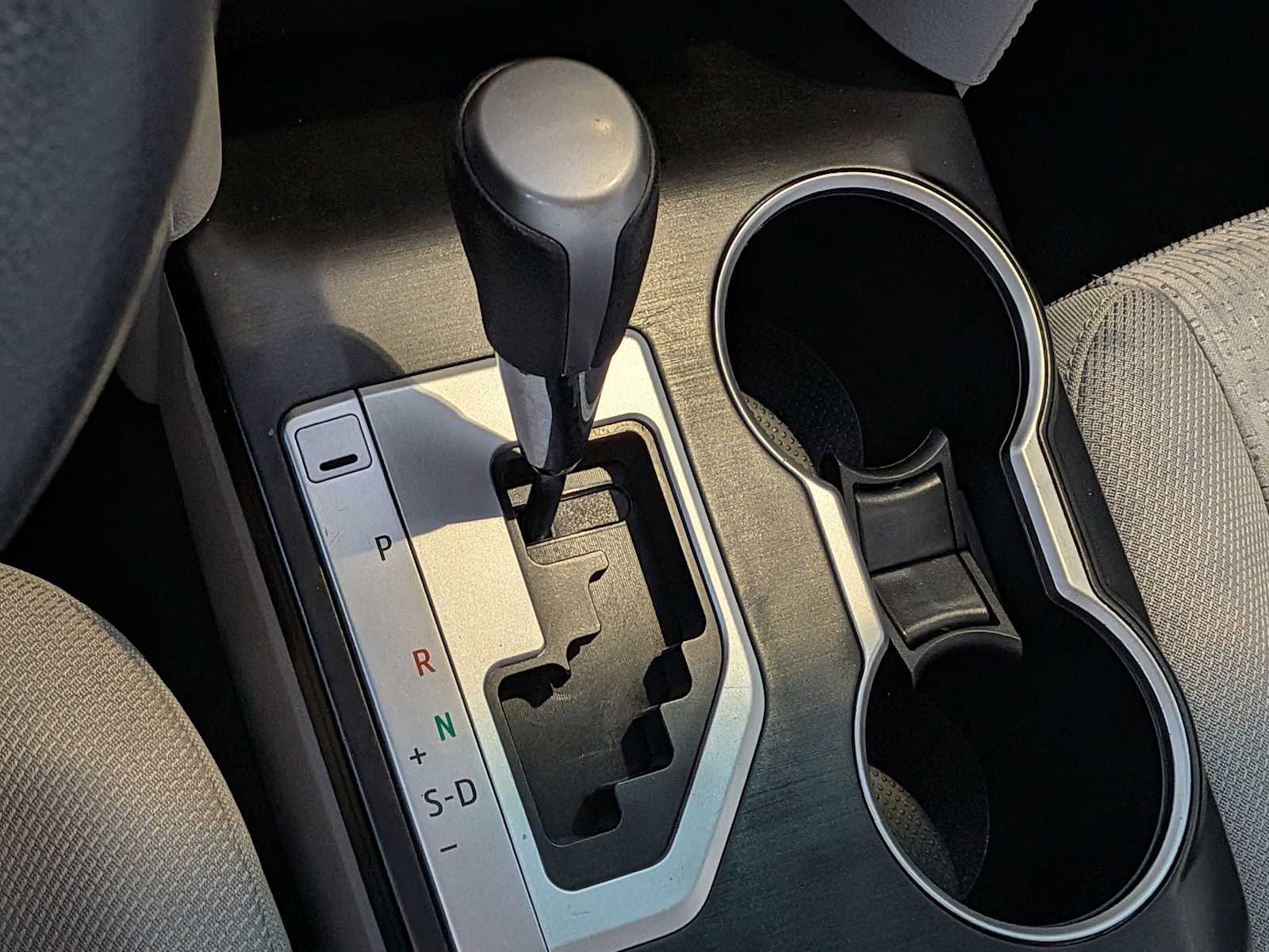 Thumbnail: 2013 Toyota Camry - 27