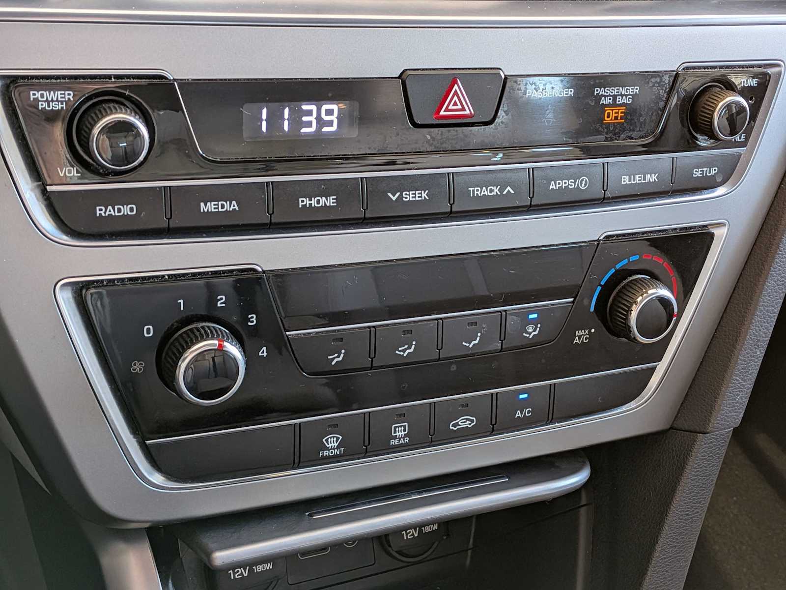 Thumbnail: 2016 Hyundai Sonata - 29