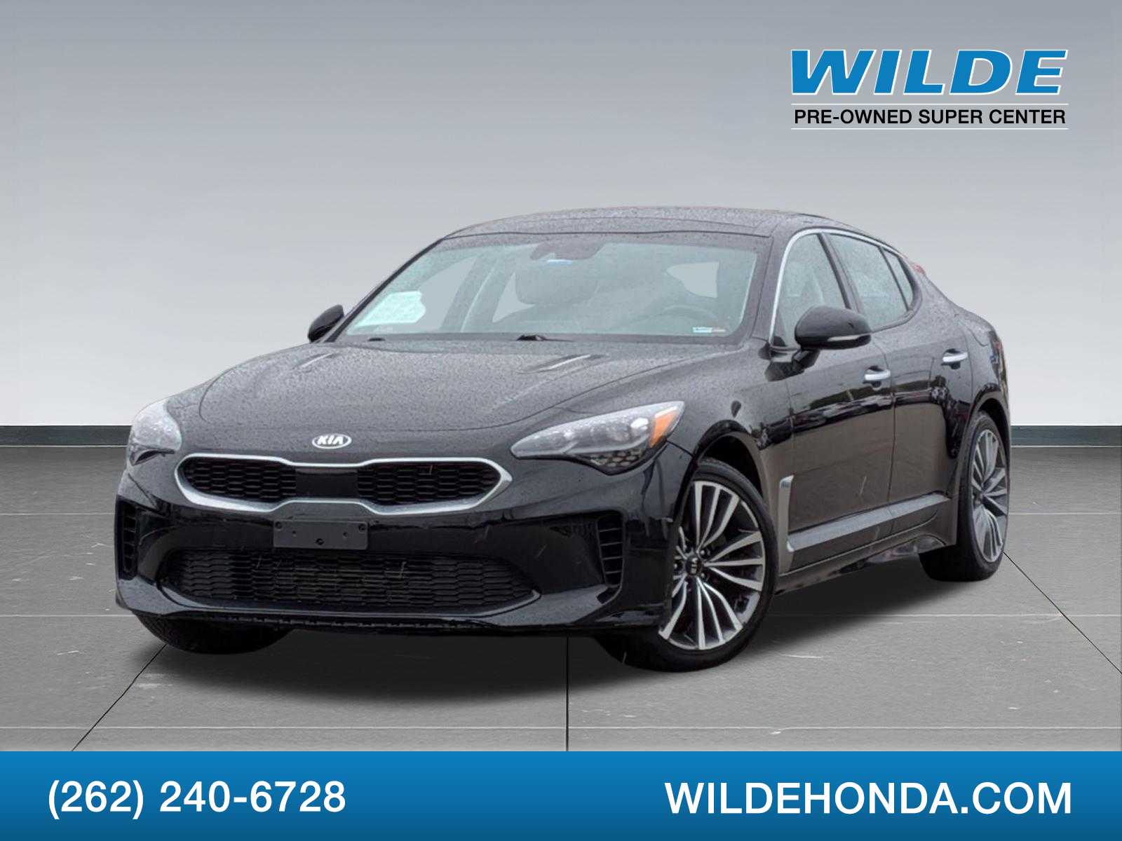 2018 Kia Stinger Premium -
                  Waukesha, WI