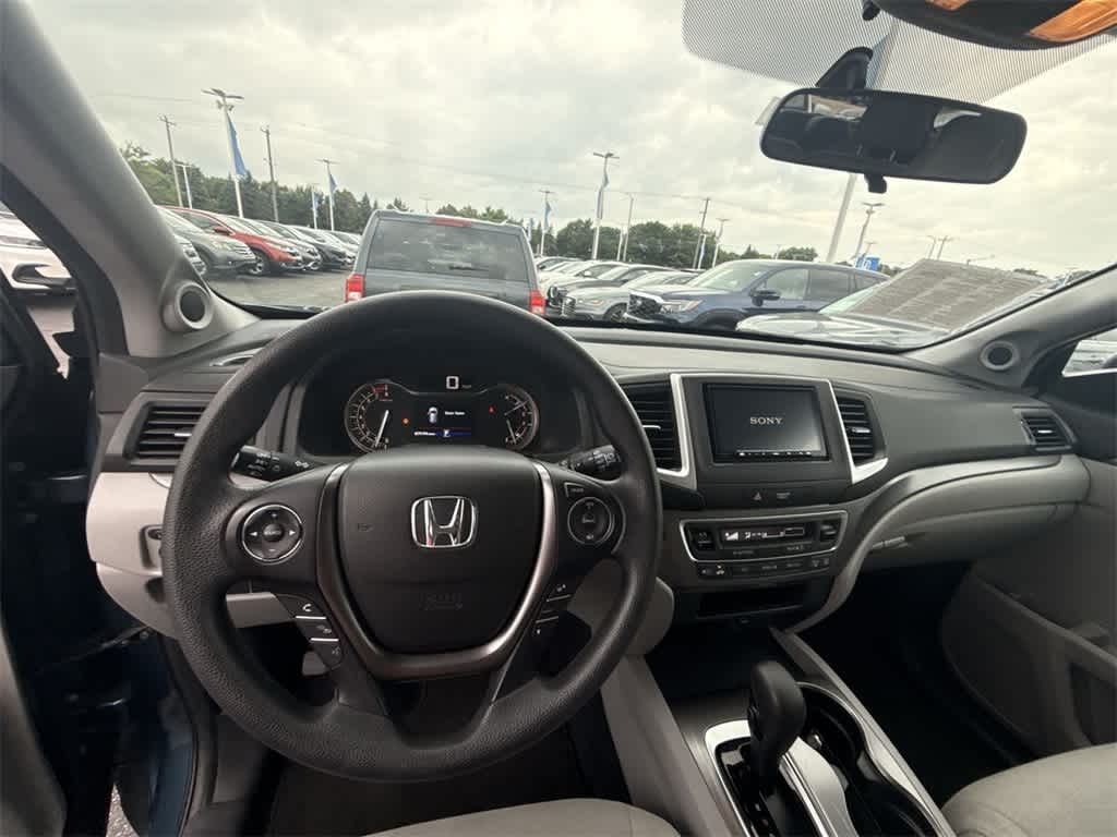 Thumbnail: 2016 Honda Pilot - 14