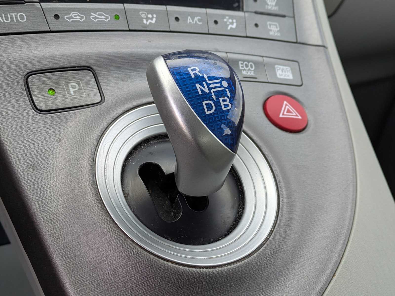 Thumbnail: 2014 Toyota Prius - 28