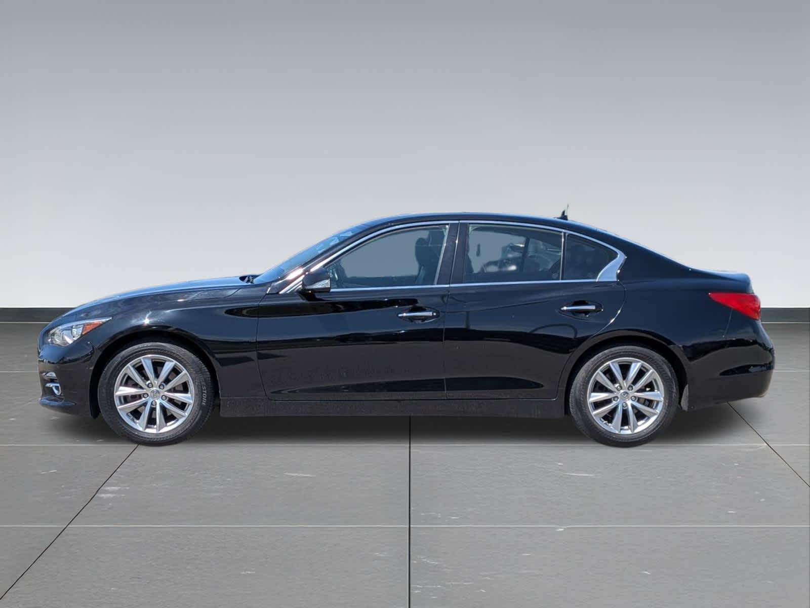 Thumbnail: 2016 INFINITI Q50 - 2