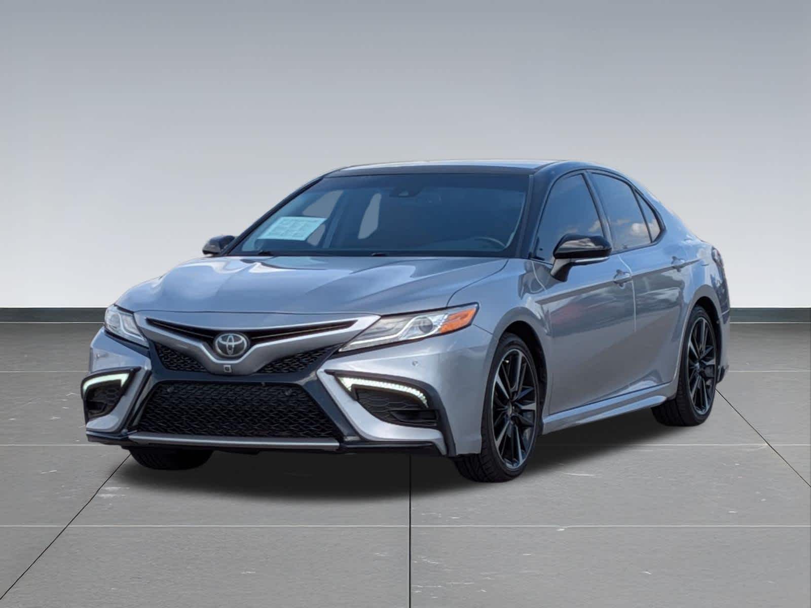 Thumbnail: 2020 Toyota Camry - 9