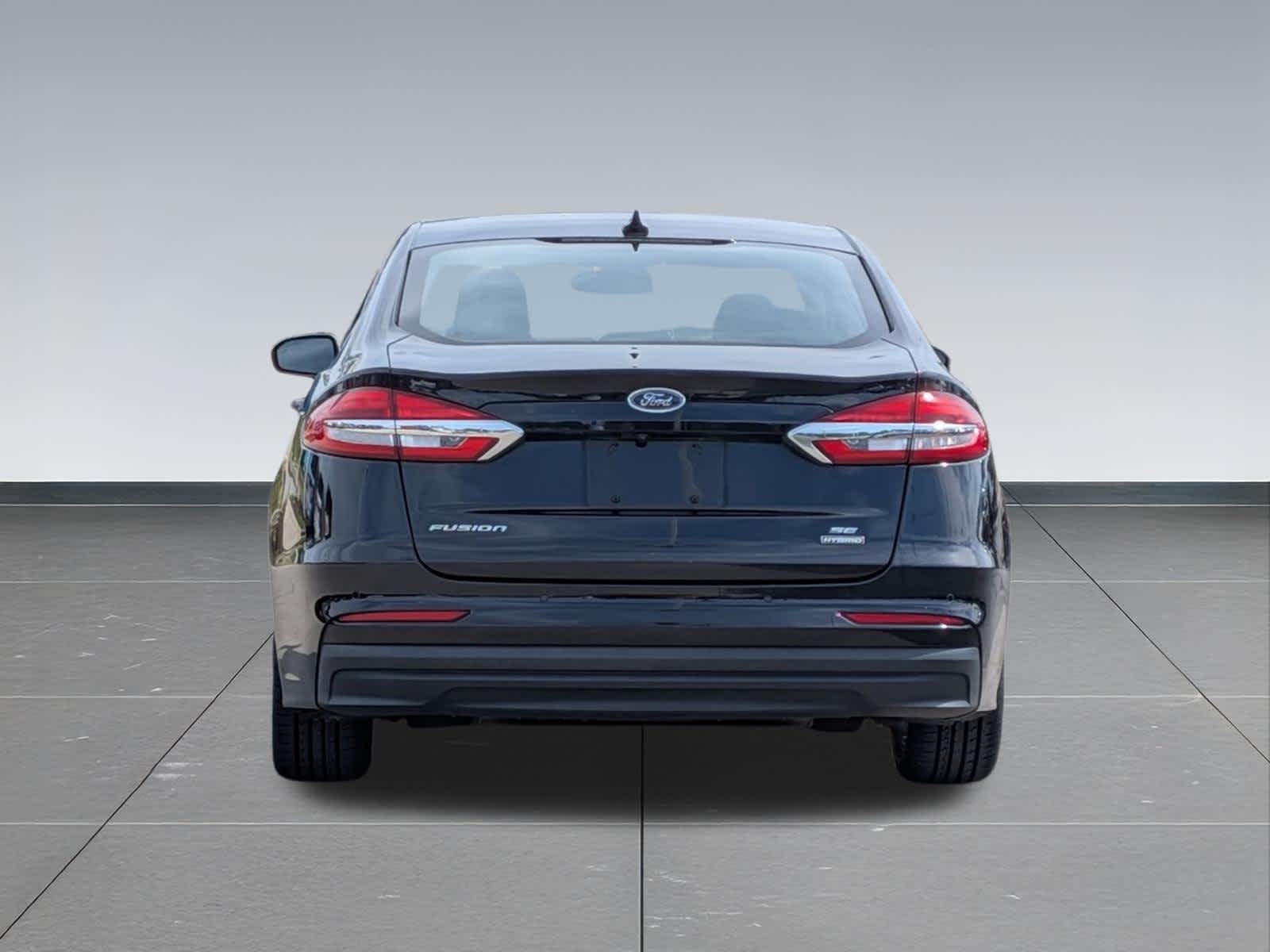 Thumbnail: 2020 Ford Fusion - 3