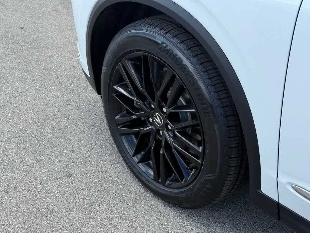 Thumbnail: 2023 Acura MDX - 14