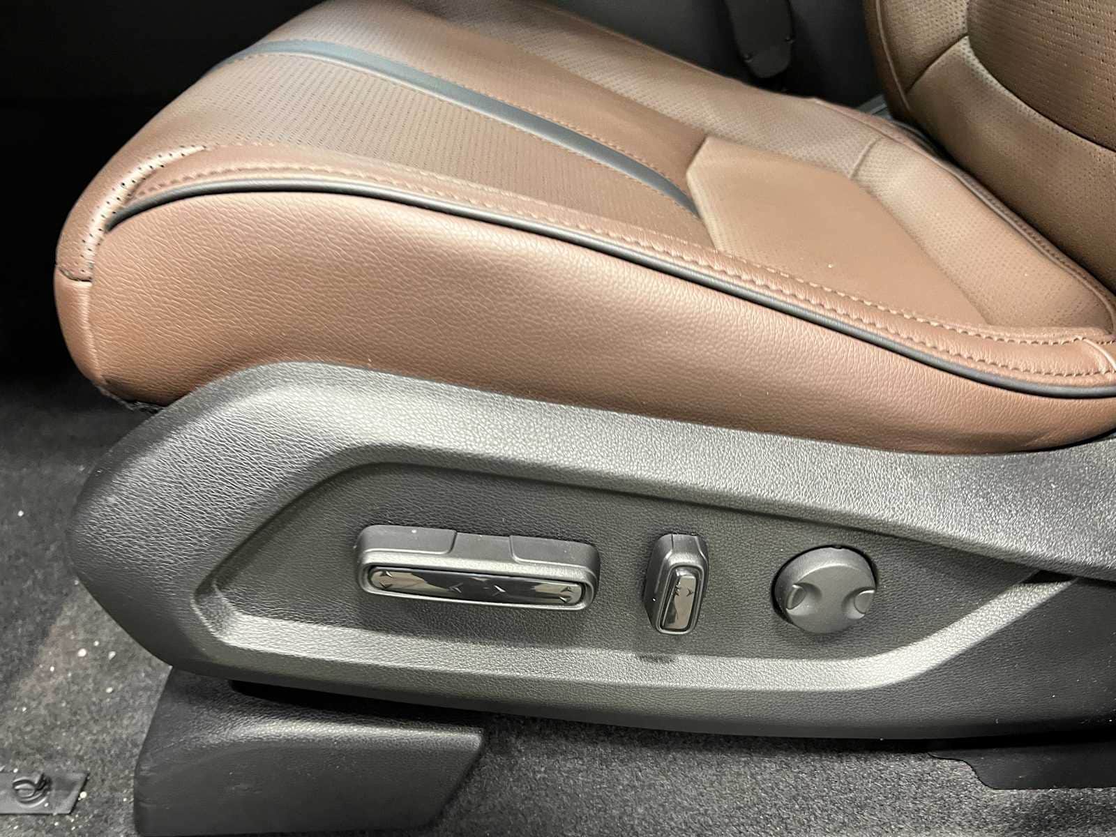 Thumbnail: 2025 Honda Pilot - 15