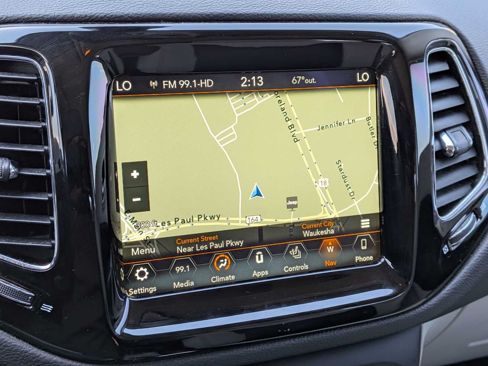 Thumbnail: 2018 Jeep Compass - 30