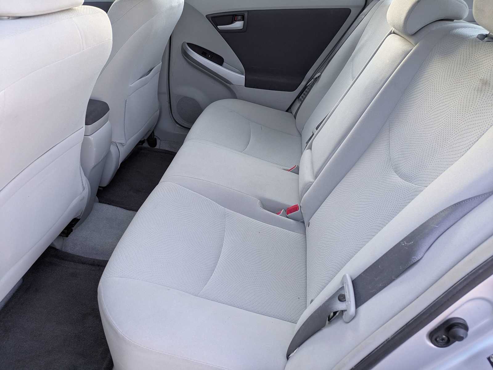 Thumbnail: 2011 Toyota Prius - 17