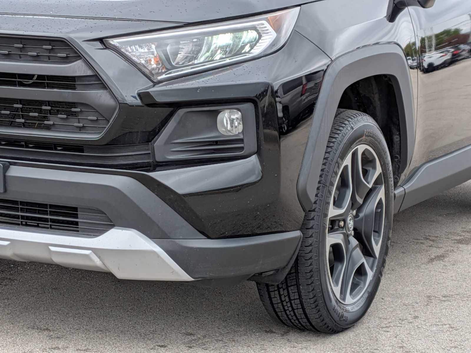 Thumbnail: 2019 Toyota RAV4 - 11