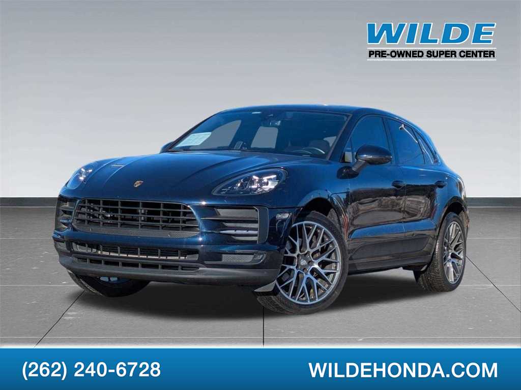 2019 Porsche Macan  -
                  Waukesha, WI