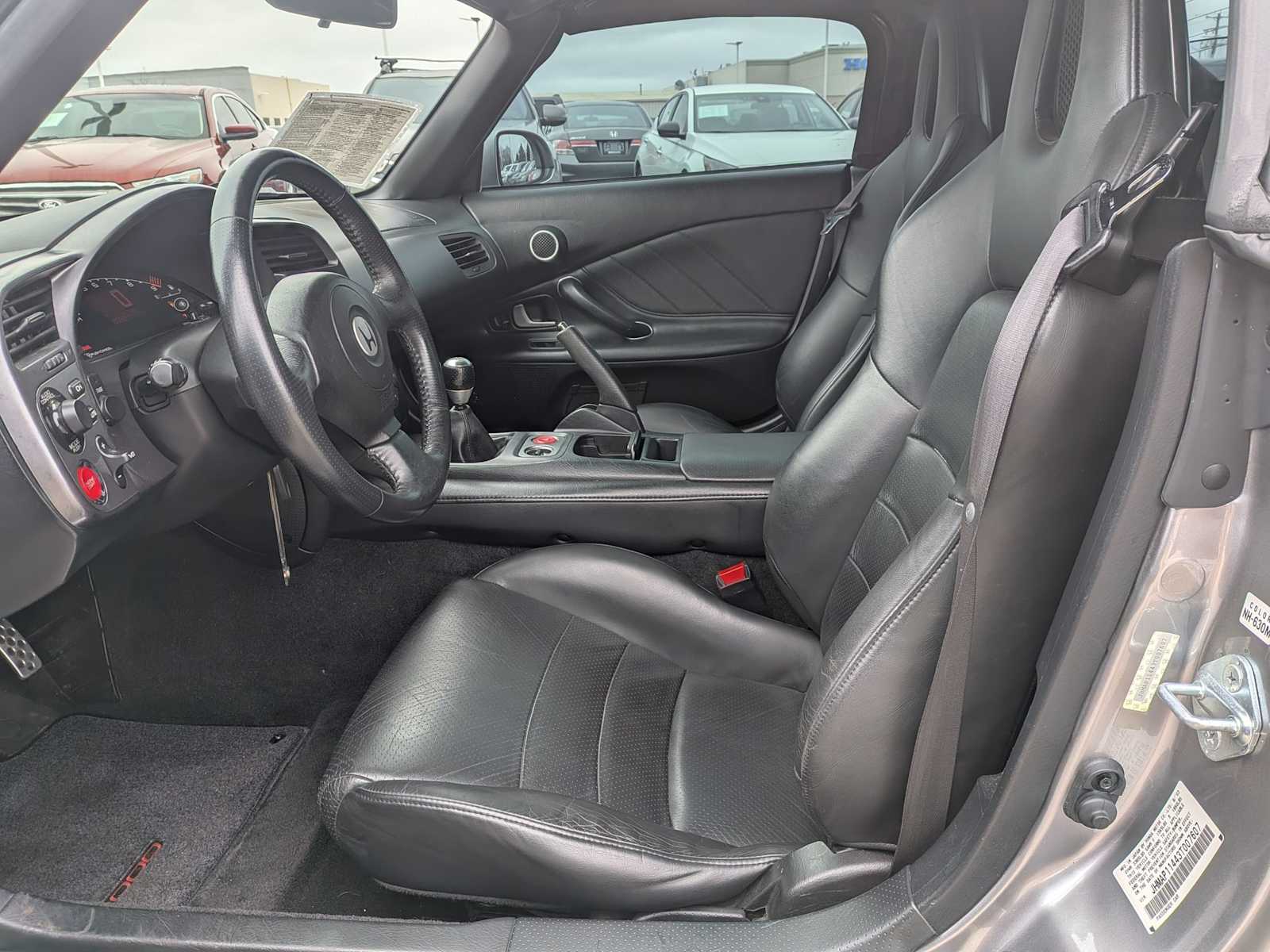 Thumbnail: 2003 Honda S2000 - 16