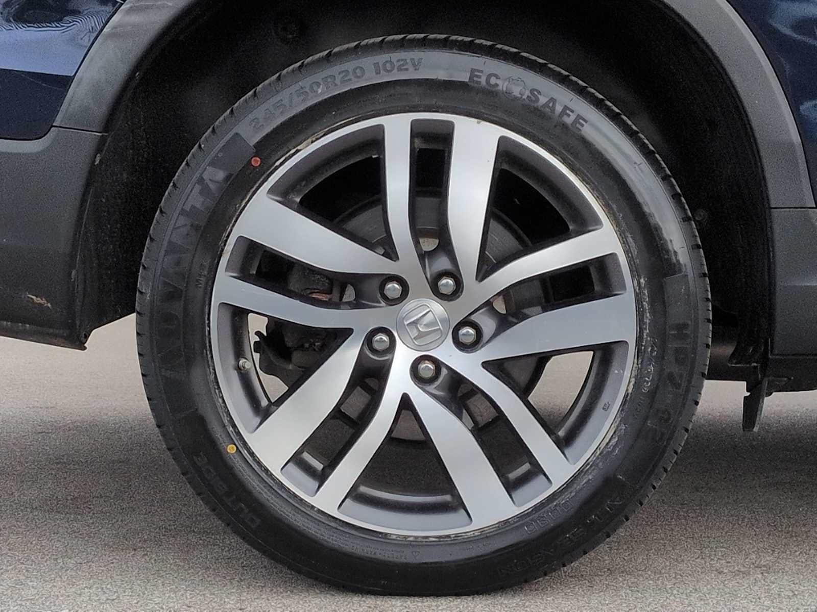 Thumbnail: 2016 Honda Pilot - 14