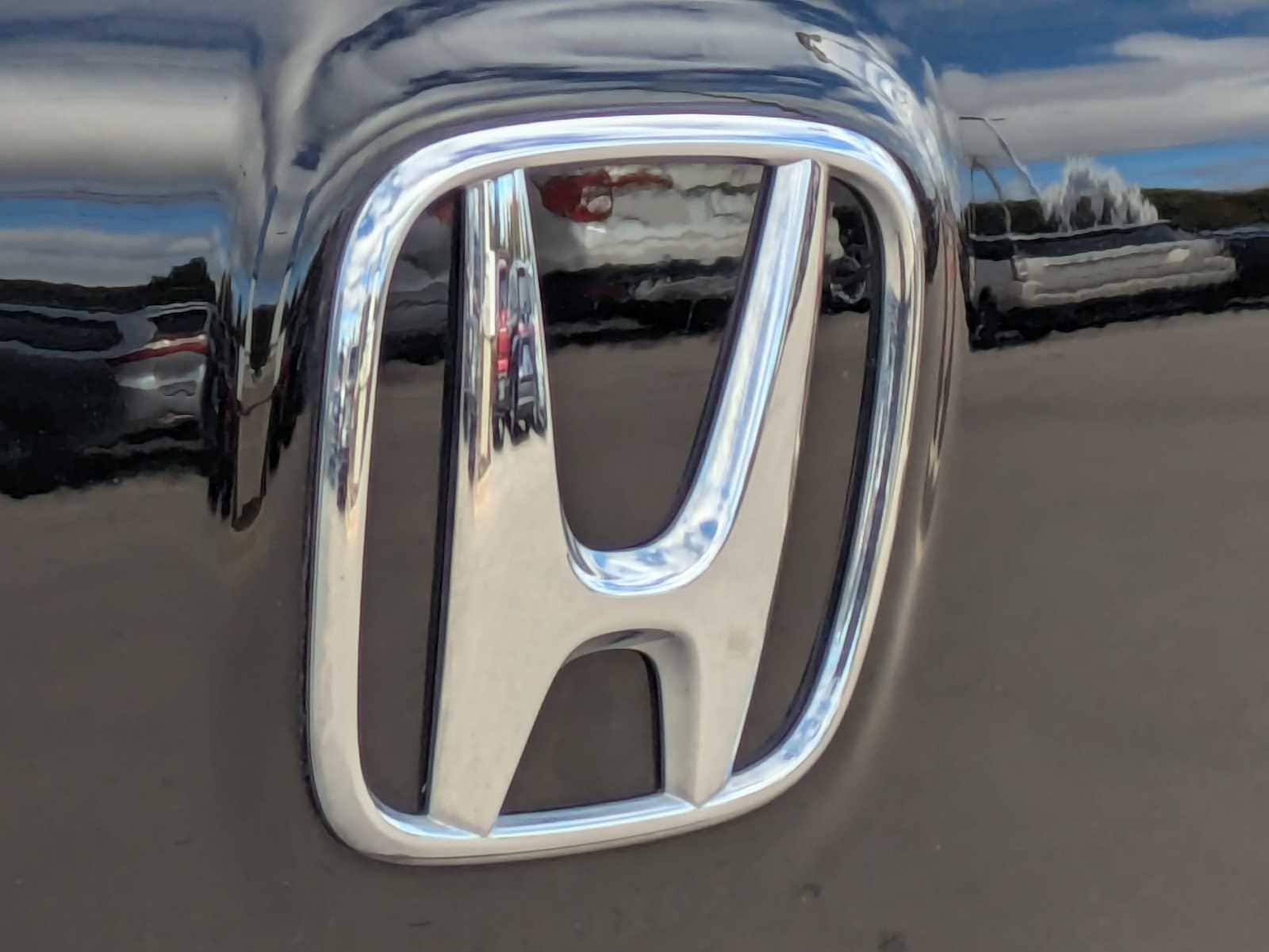 Thumbnail: 2022 Honda Pilot - 11