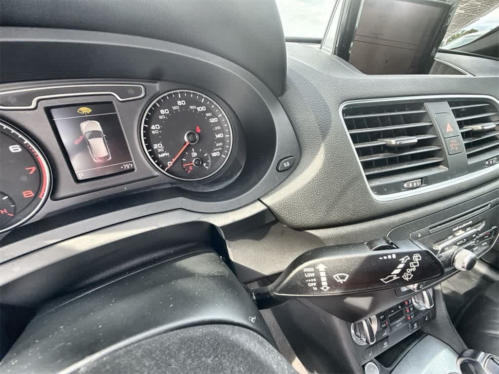 Thumbnail: 2015 Audi Q3 - 25