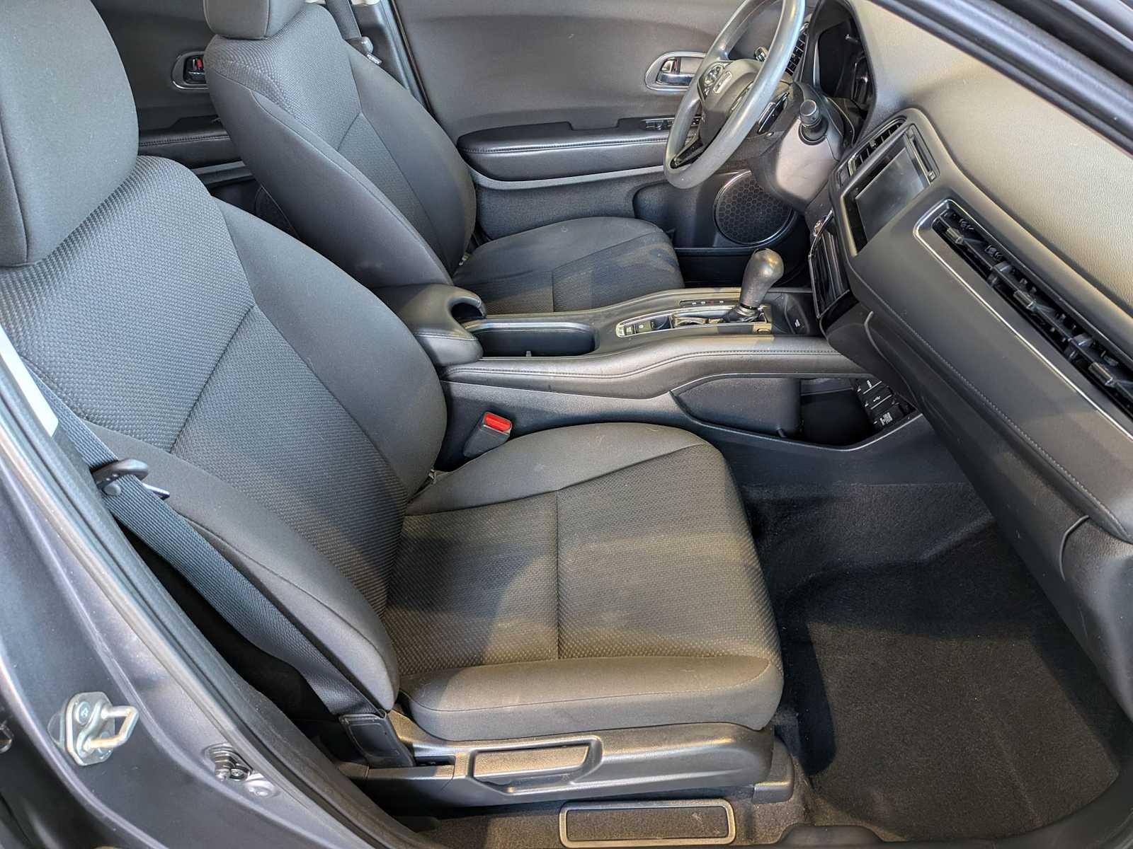 Thumbnail: 2018 Honda HR-V - 21