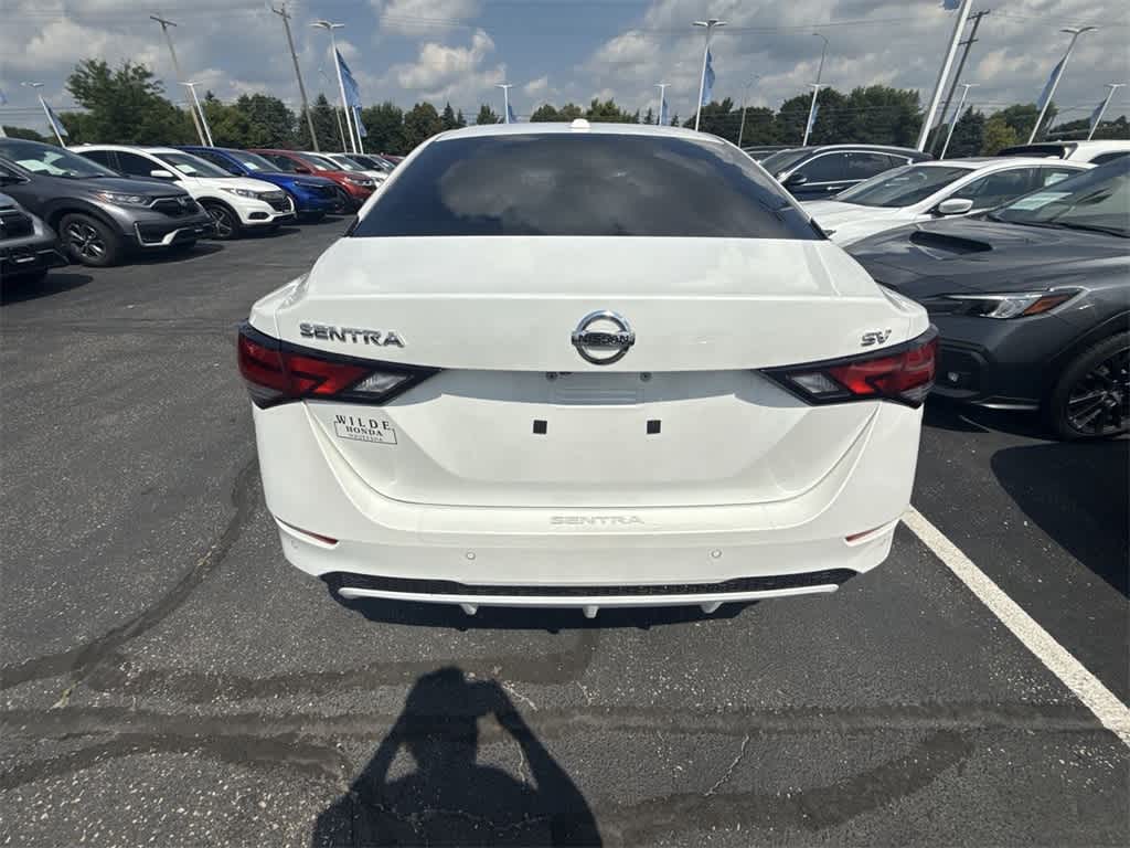 Thumbnail: 2022 Nissan Sentra - 12
