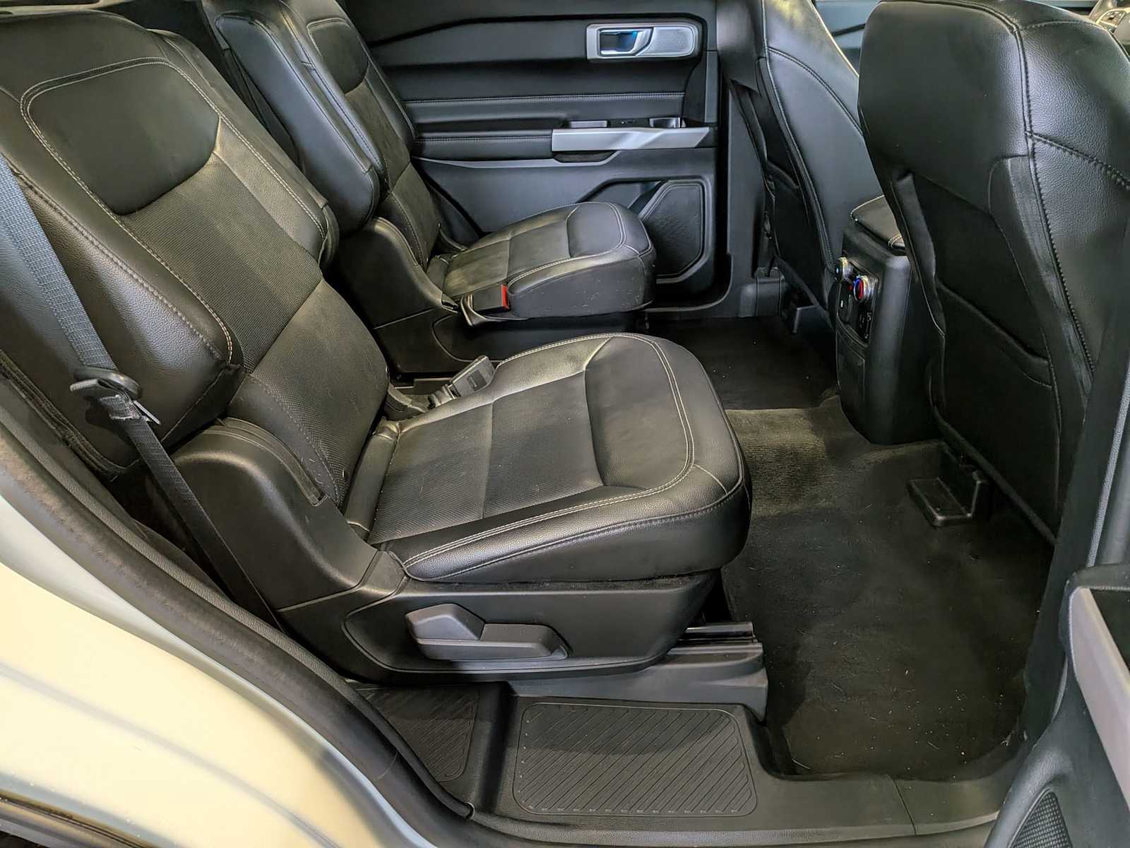 Thumbnail: 2023 Ford Explorer - 19