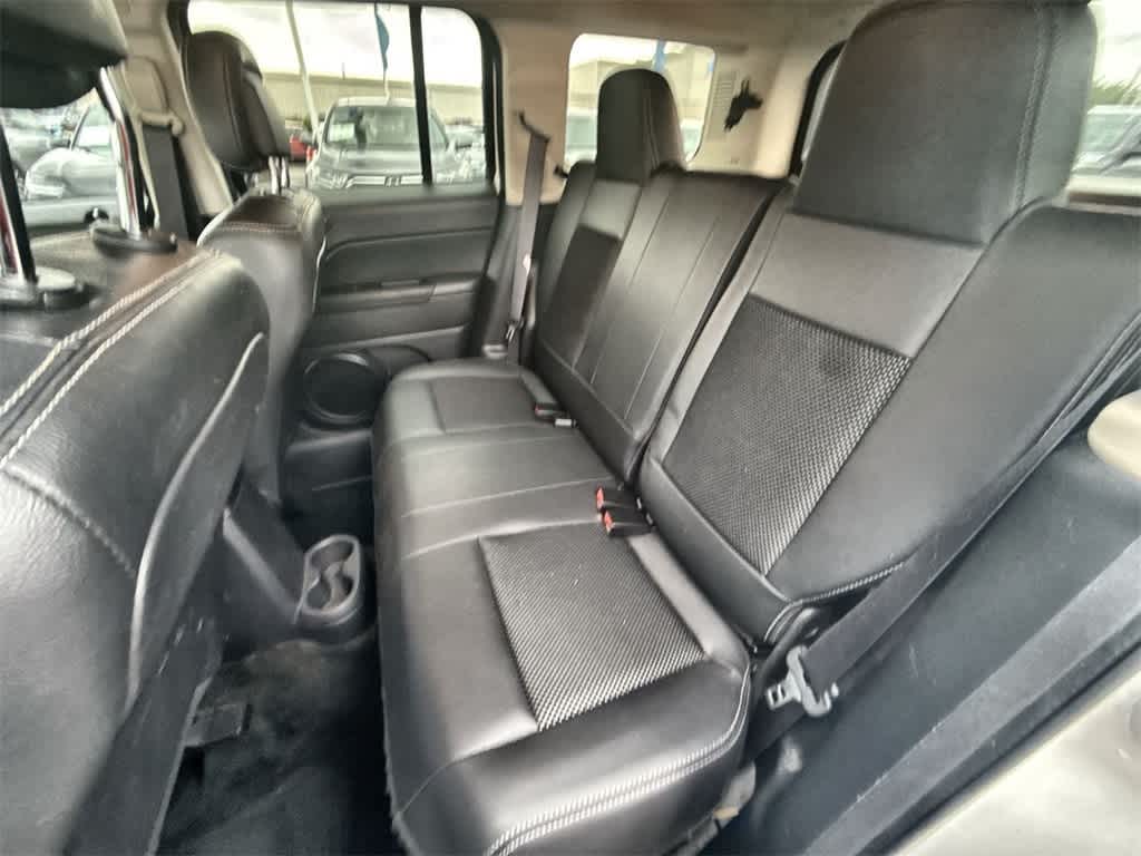 Thumbnail: 2016 Jeep Patriot - 18