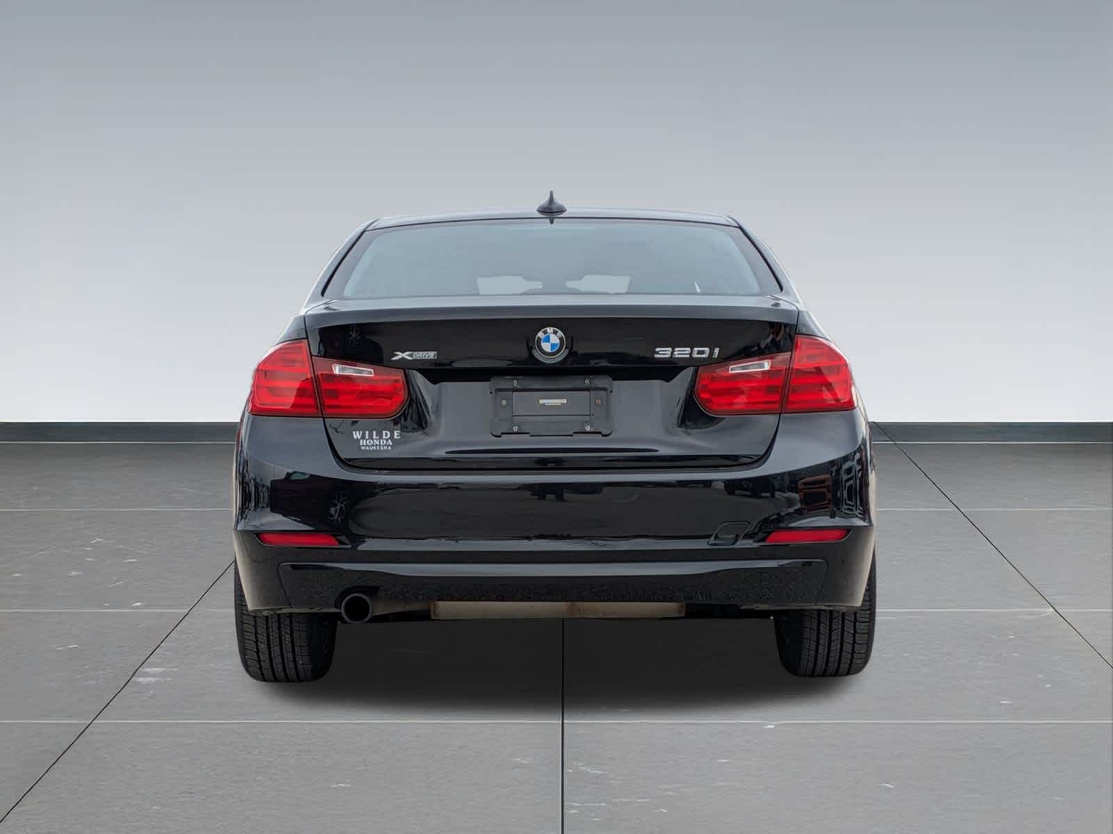 Thumbnail: 2015 BMW 3 Series - 5