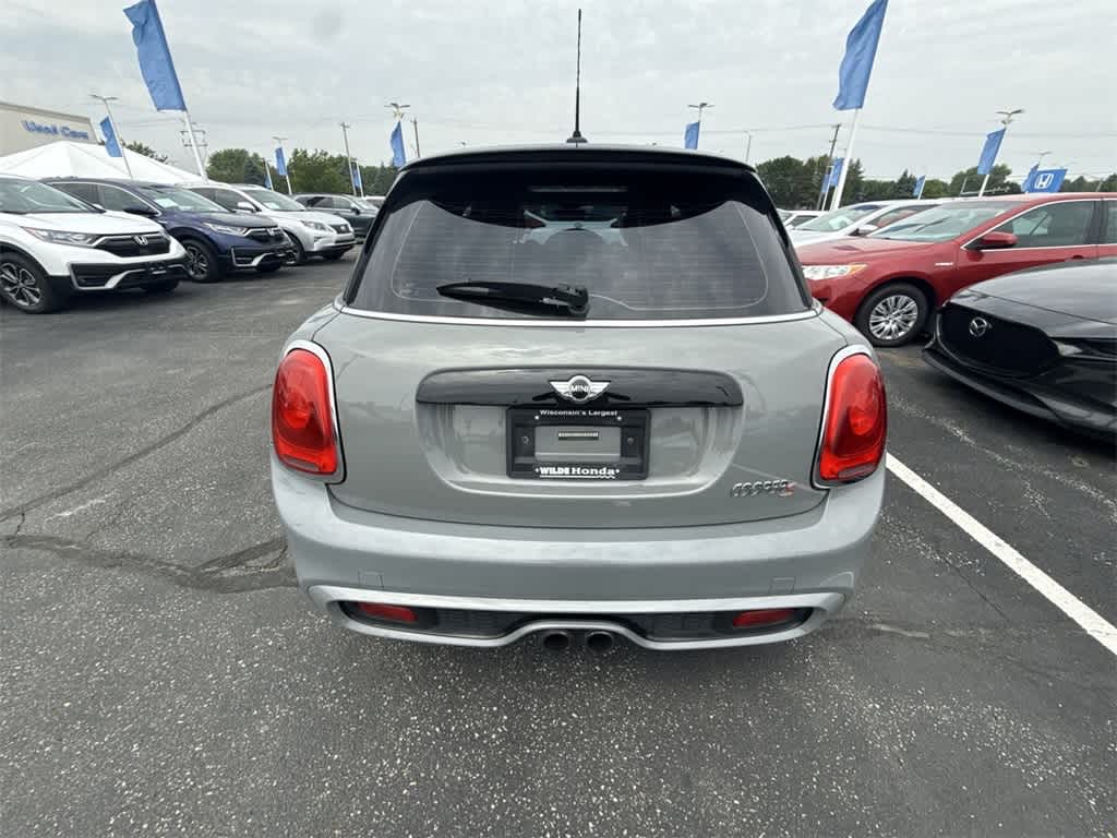Thumbnail: 2017 MINI Cooper Hardtop - 33