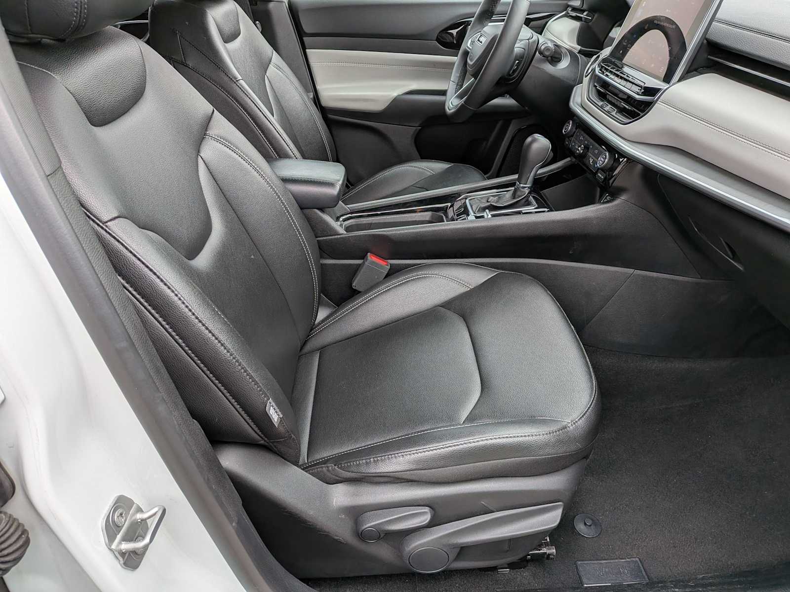 Thumbnail: 2025 Jeep Compass - 20