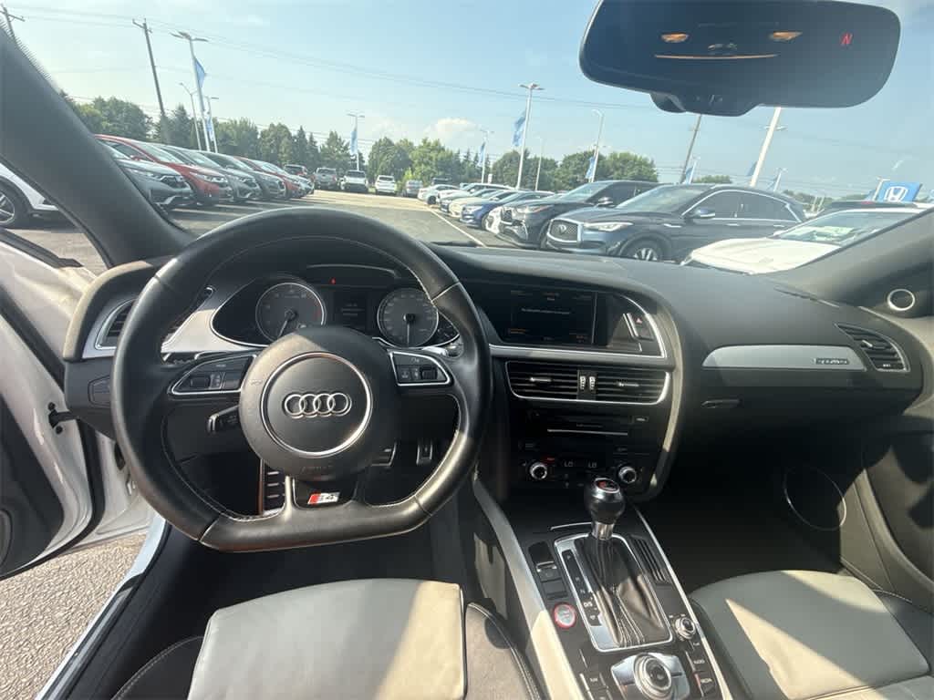 Thumbnail: 2014 Audi S4 - 14