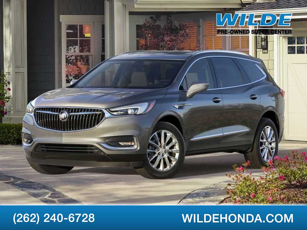 2018 Buick Enclave Essence -
                  Waukesha, WI