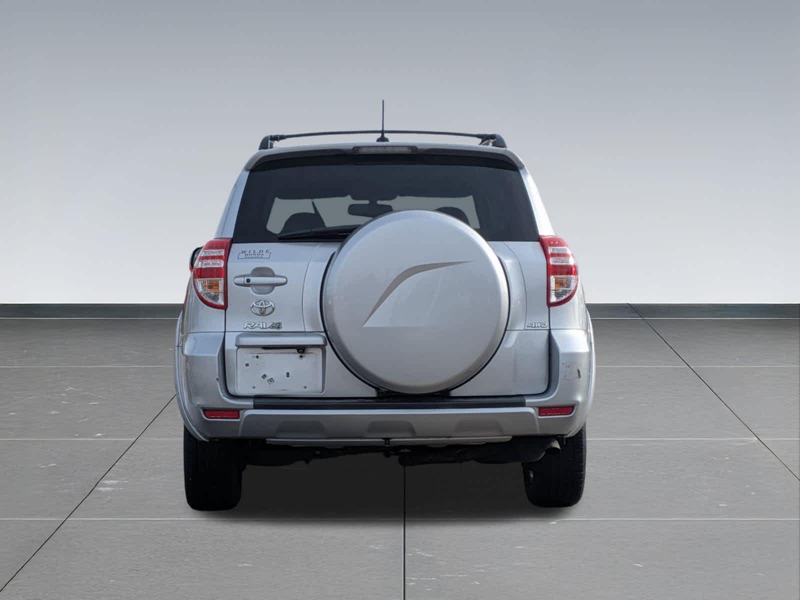 Thumbnail: 2011 Toyota RAV4 - 4