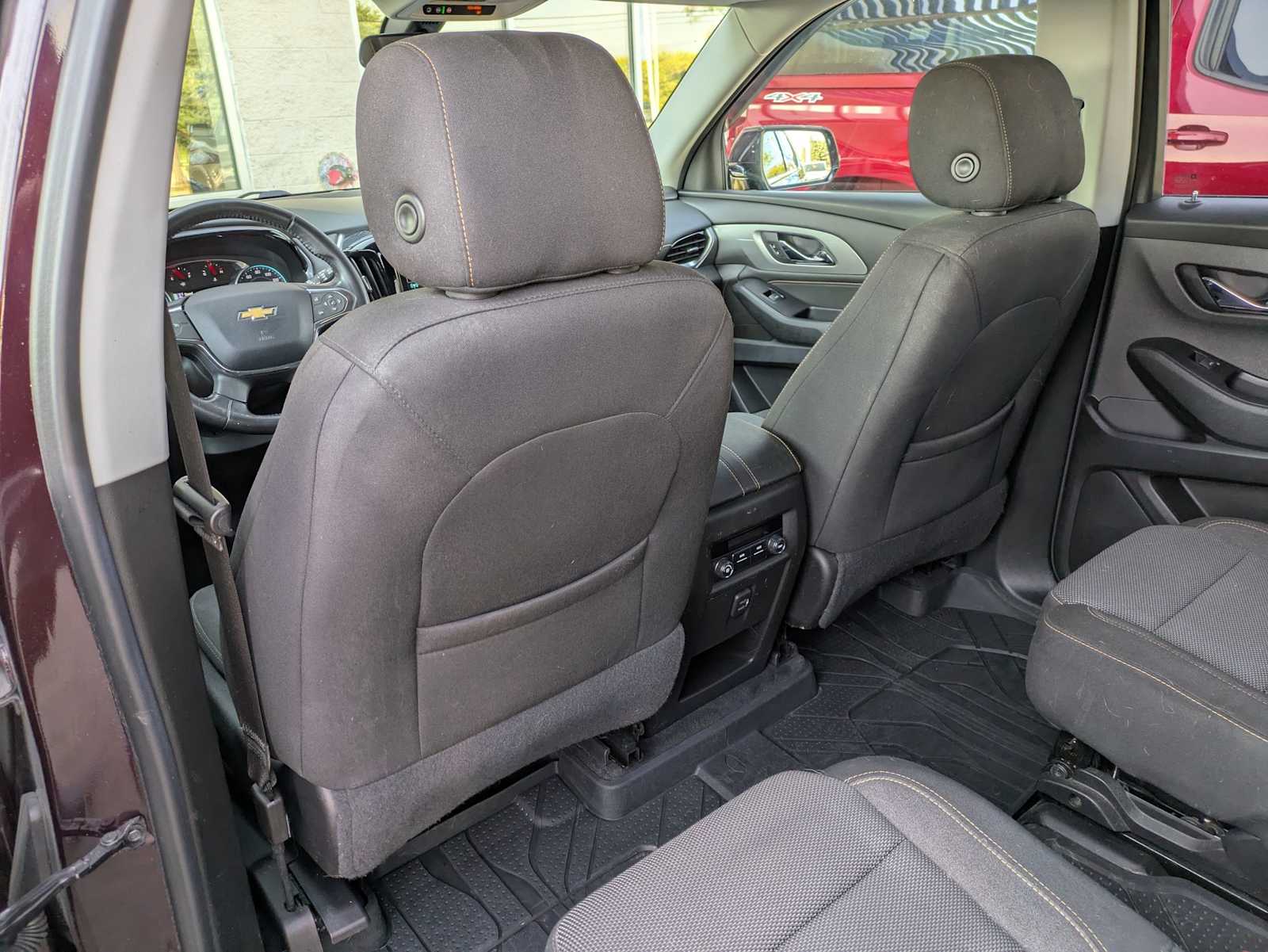 Thumbnail: 2019 Chevrolet Traverse - 17