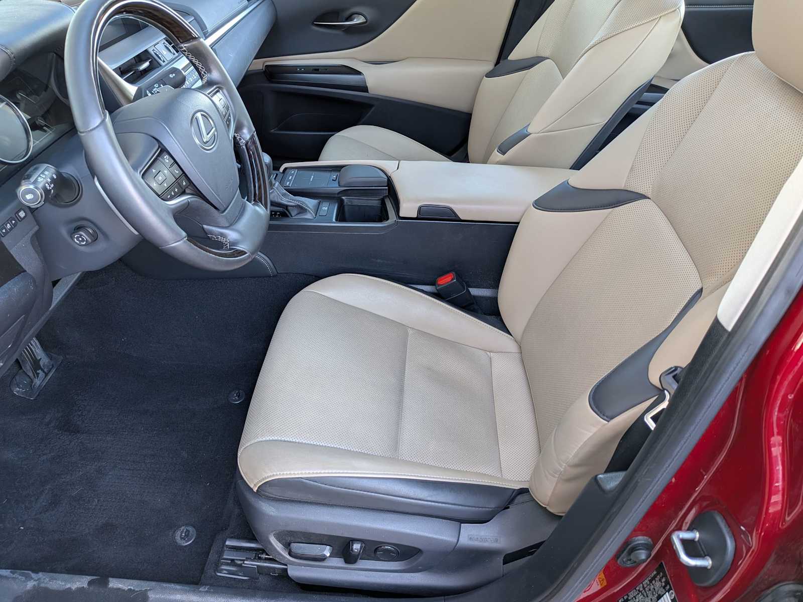 Thumbnail: 2019 Lexus ES - 15