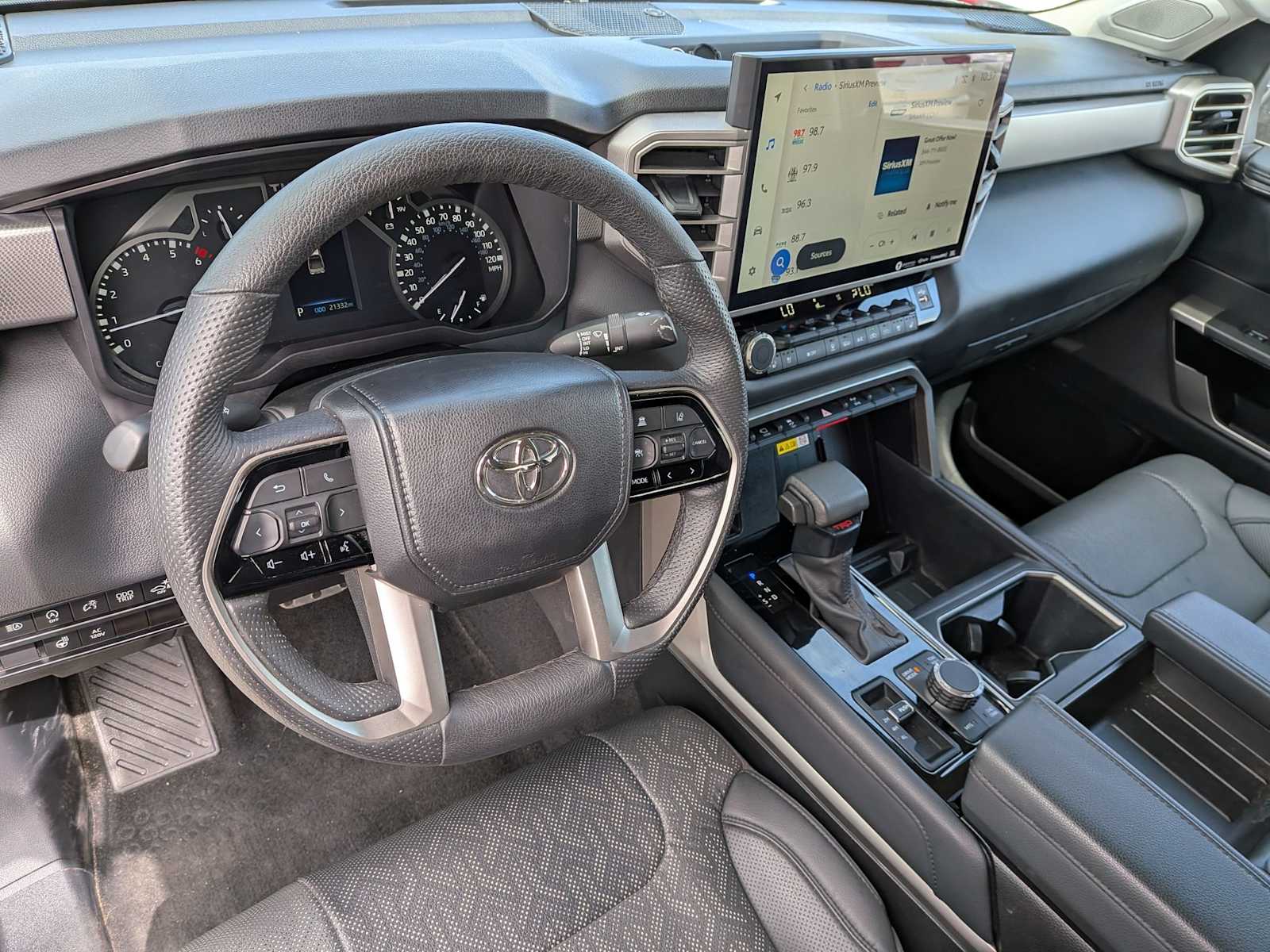 2023 Toyota Tundra Limited - Photo 14