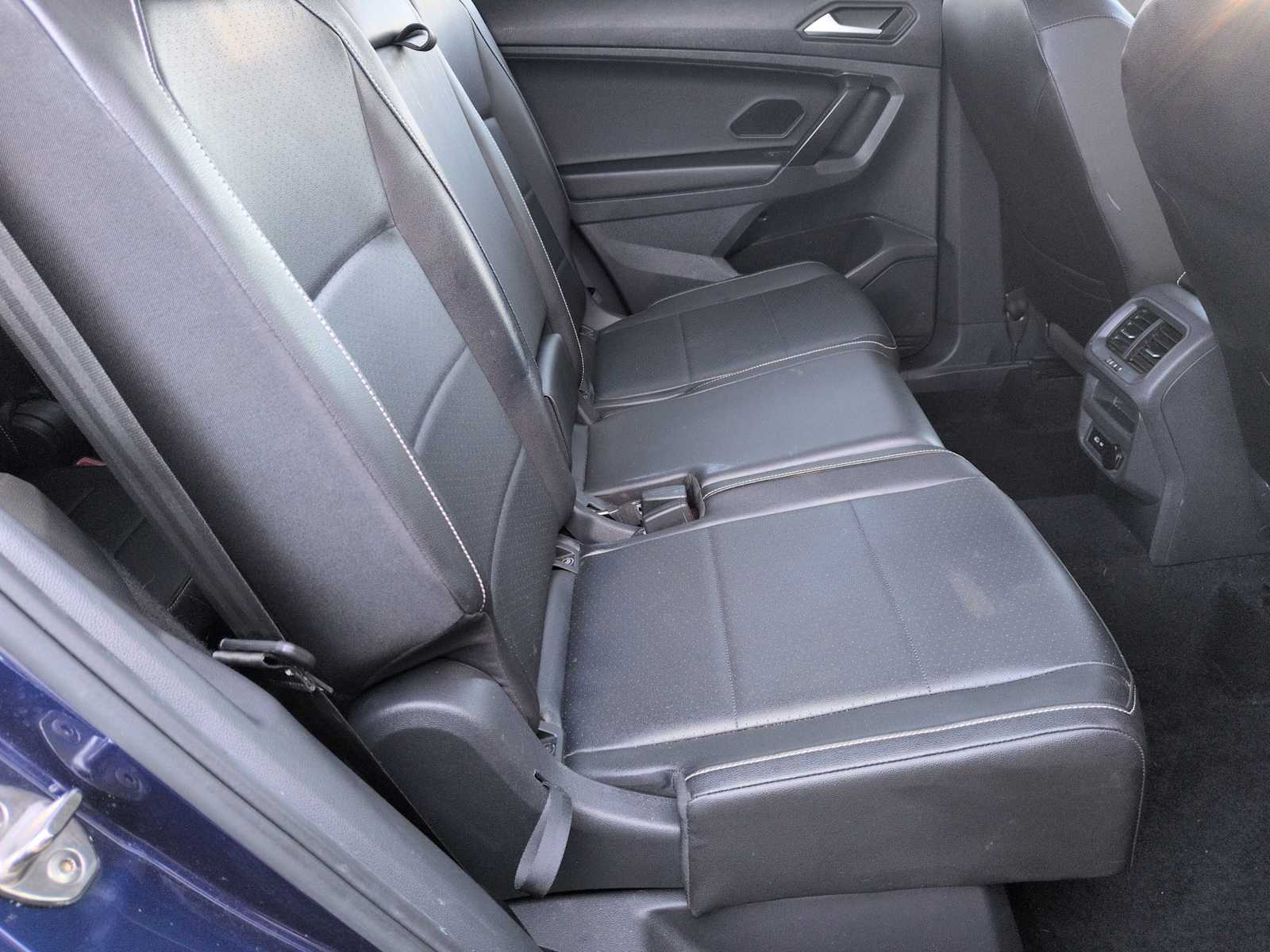 Thumbnail: 2021 Volkswagen Tiguan - 20