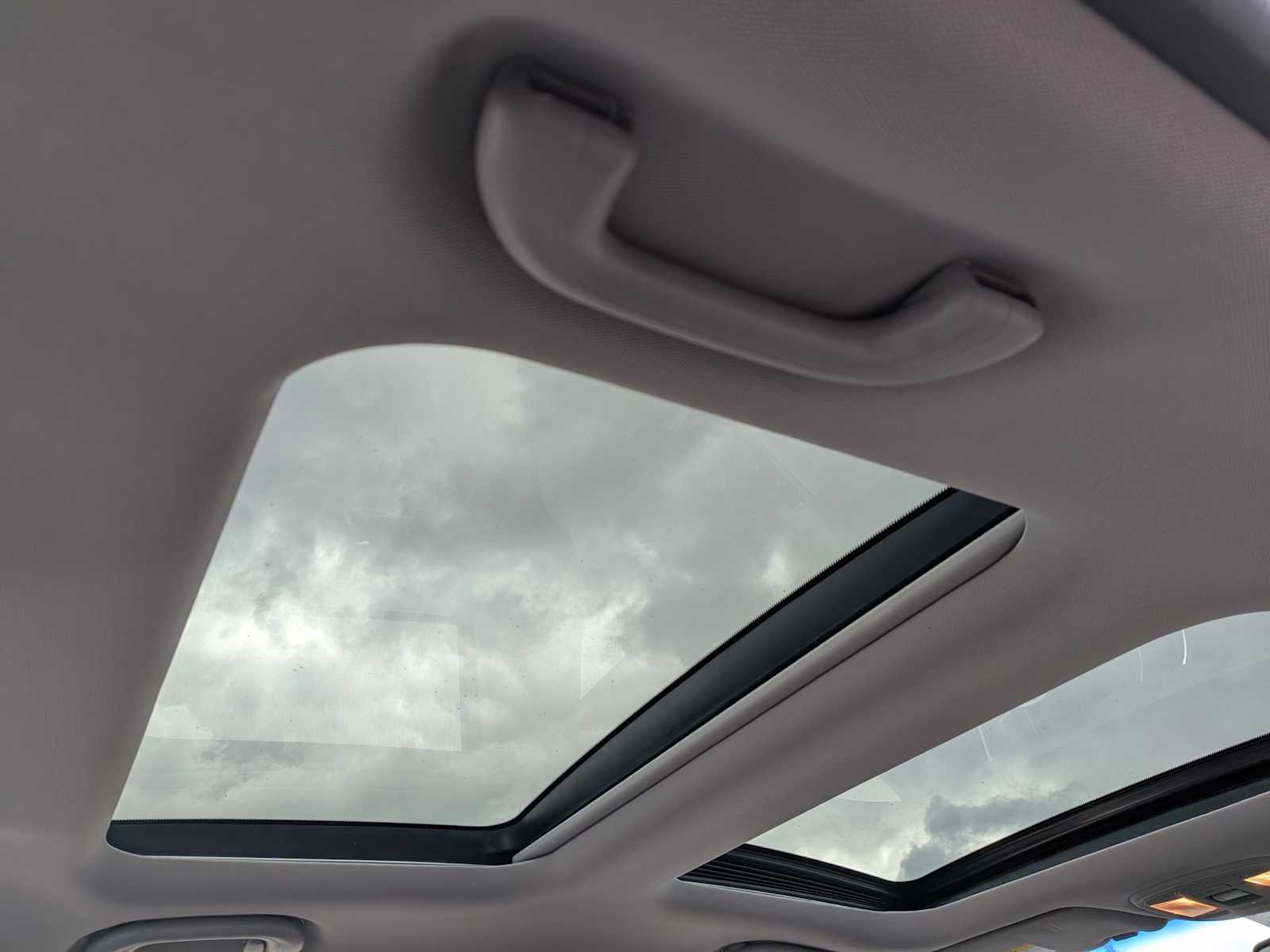 Thumbnail: 2015 Kia Optima - 22