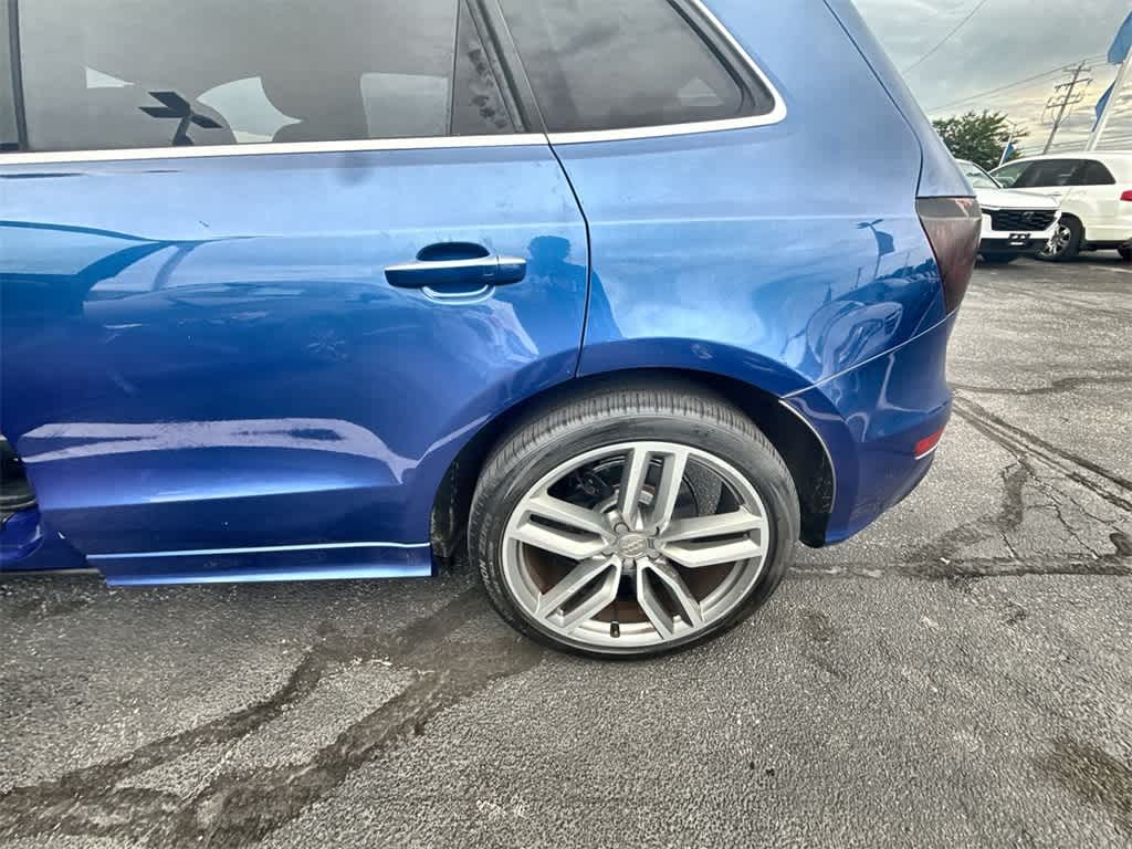 Thumbnail: 2015 Audi SQ5 - 13