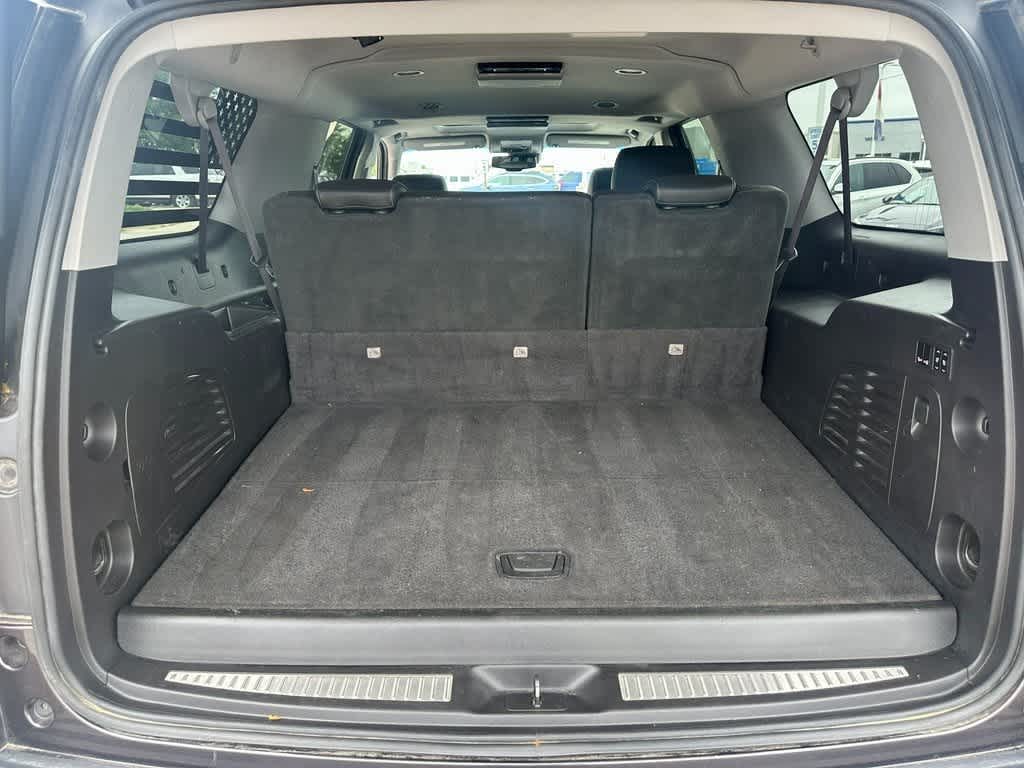 Thumbnail: 2016 Chevrolet Suburban - 5