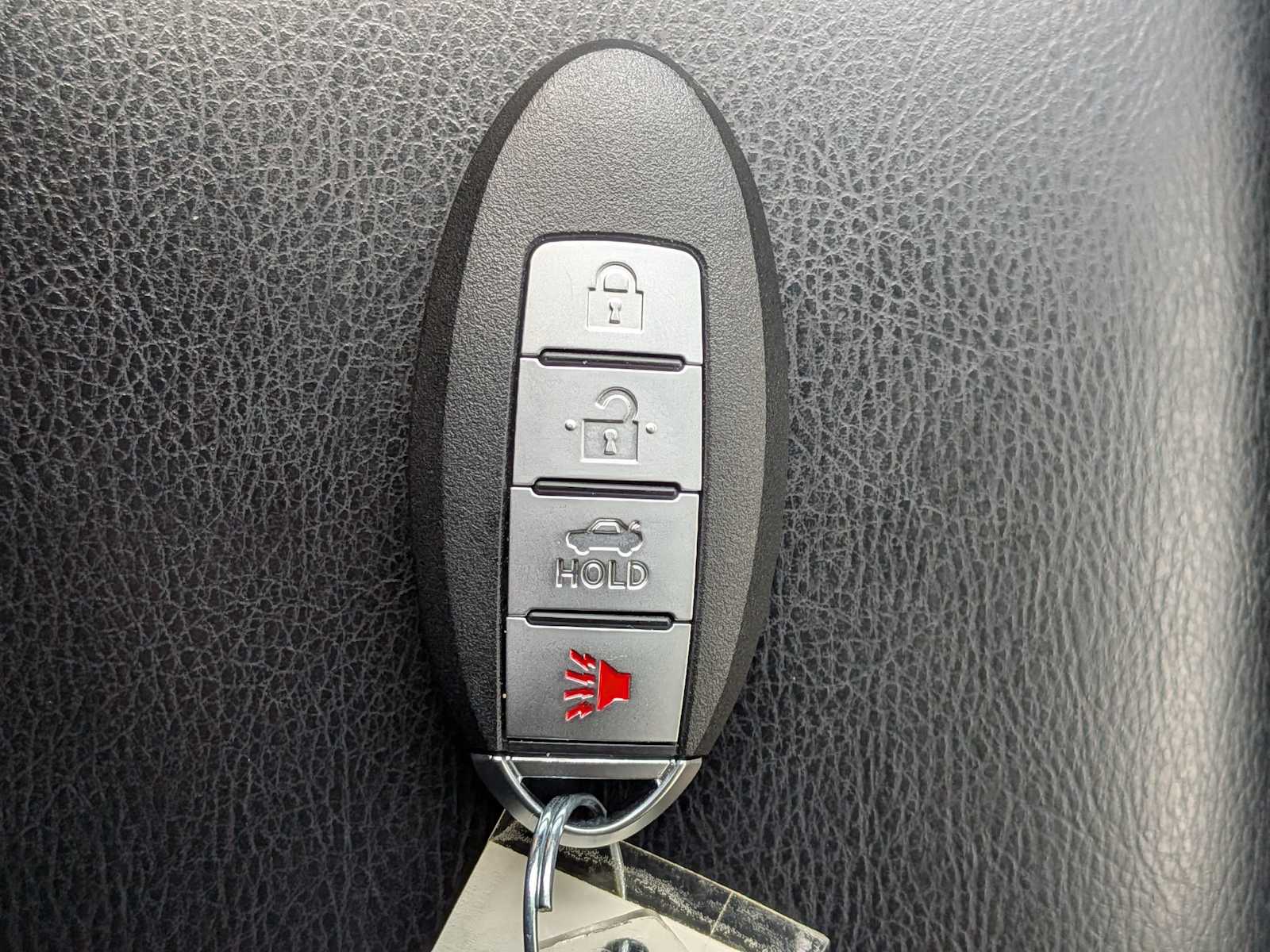 Thumbnail: 2015 Nissan Rogue - 31