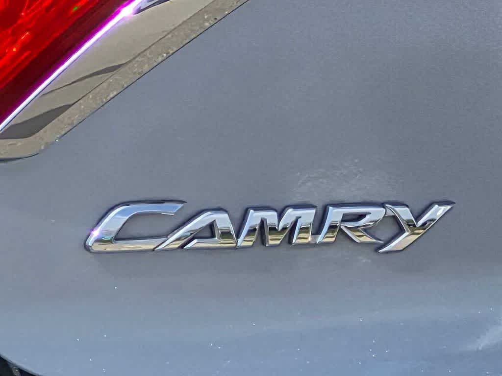 Thumbnail: 2017 Toyota Camry - 16