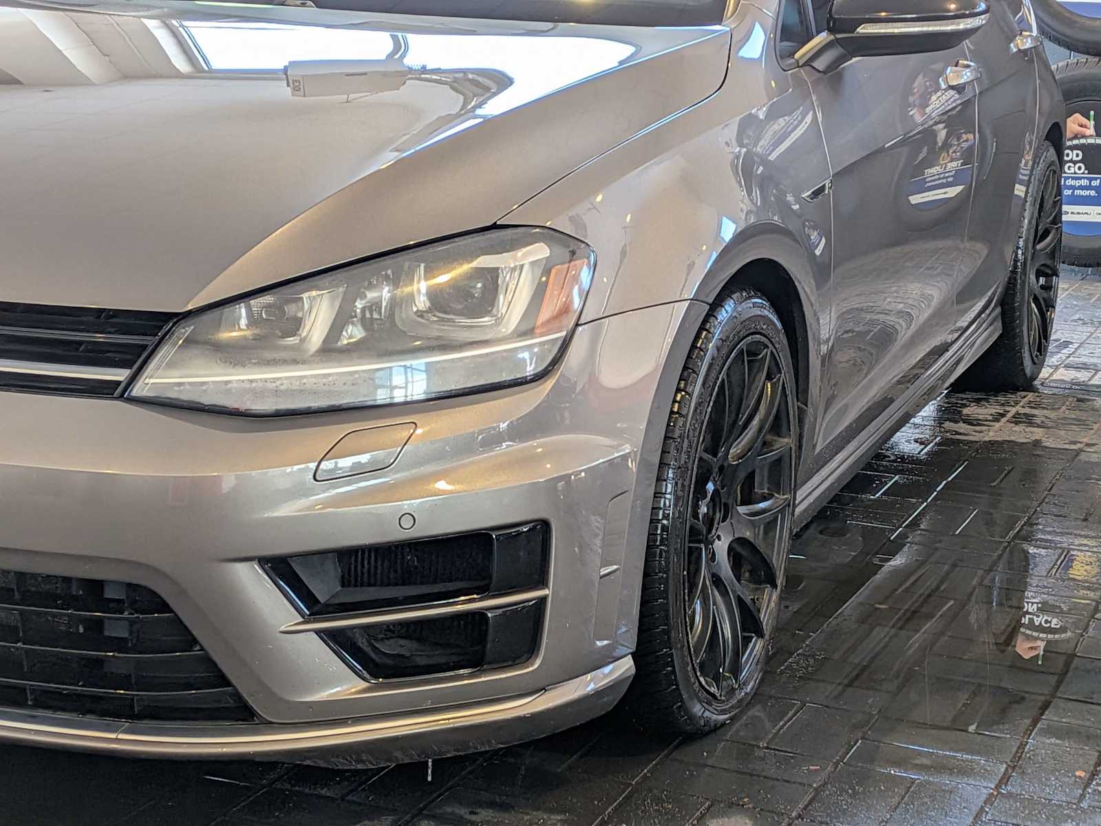 Thumbnail: 2015 Volkswagen Golf - 9