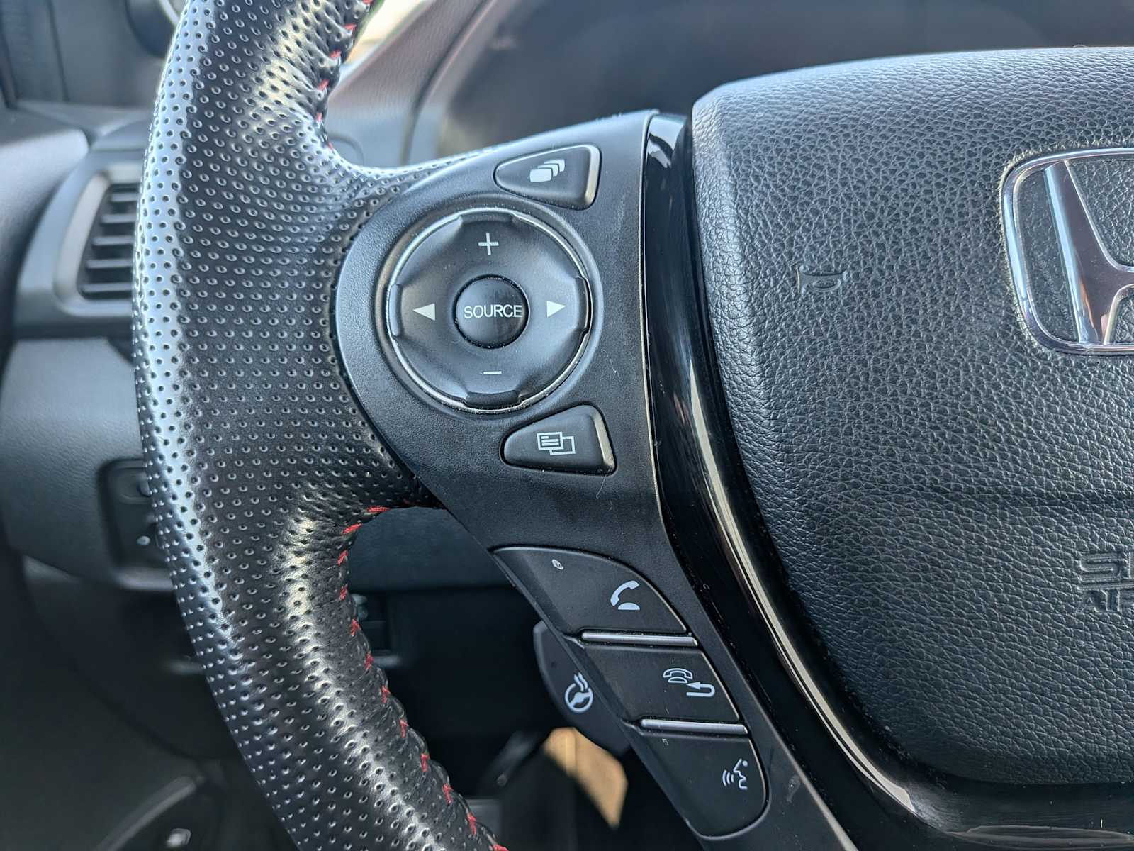 Thumbnail: 2023 Honda Ridgeline - 23