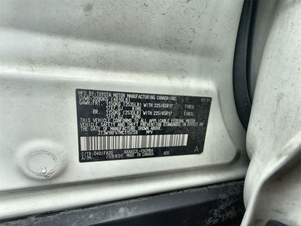 2021 Toyota RAV4 XLE 35
