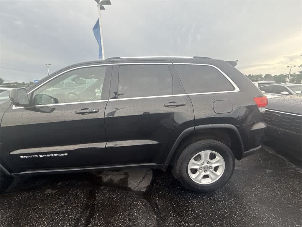 2016 Jeep Grand Cherokee Laredo photo 4