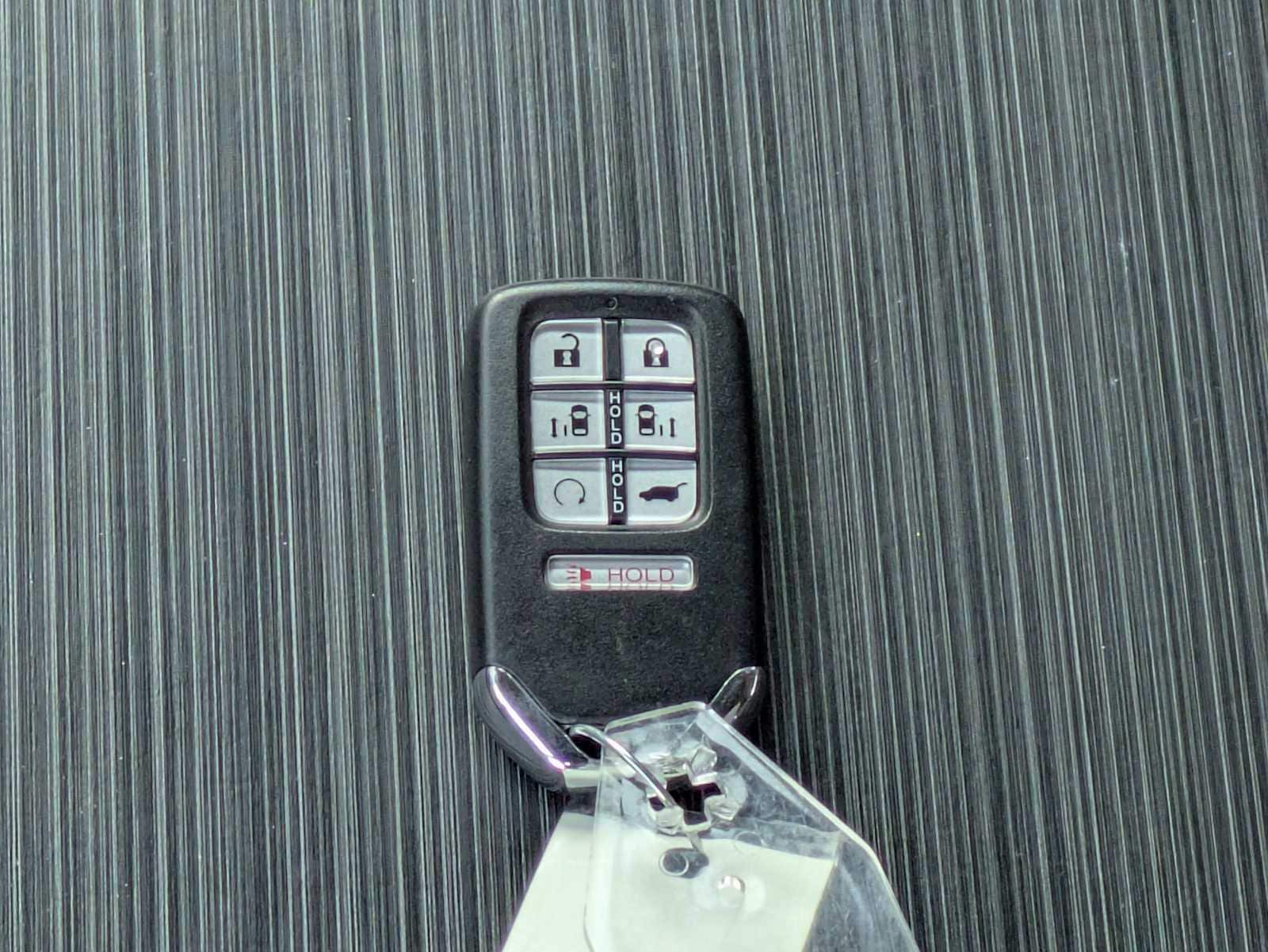 Thumbnail: 2019 Honda Odyssey - 32