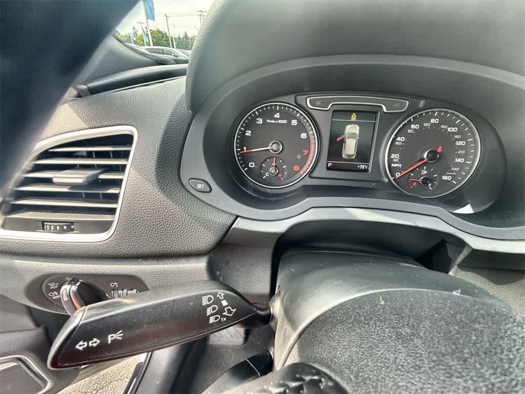 Thumbnail: 2015 Audi Q3 - 26