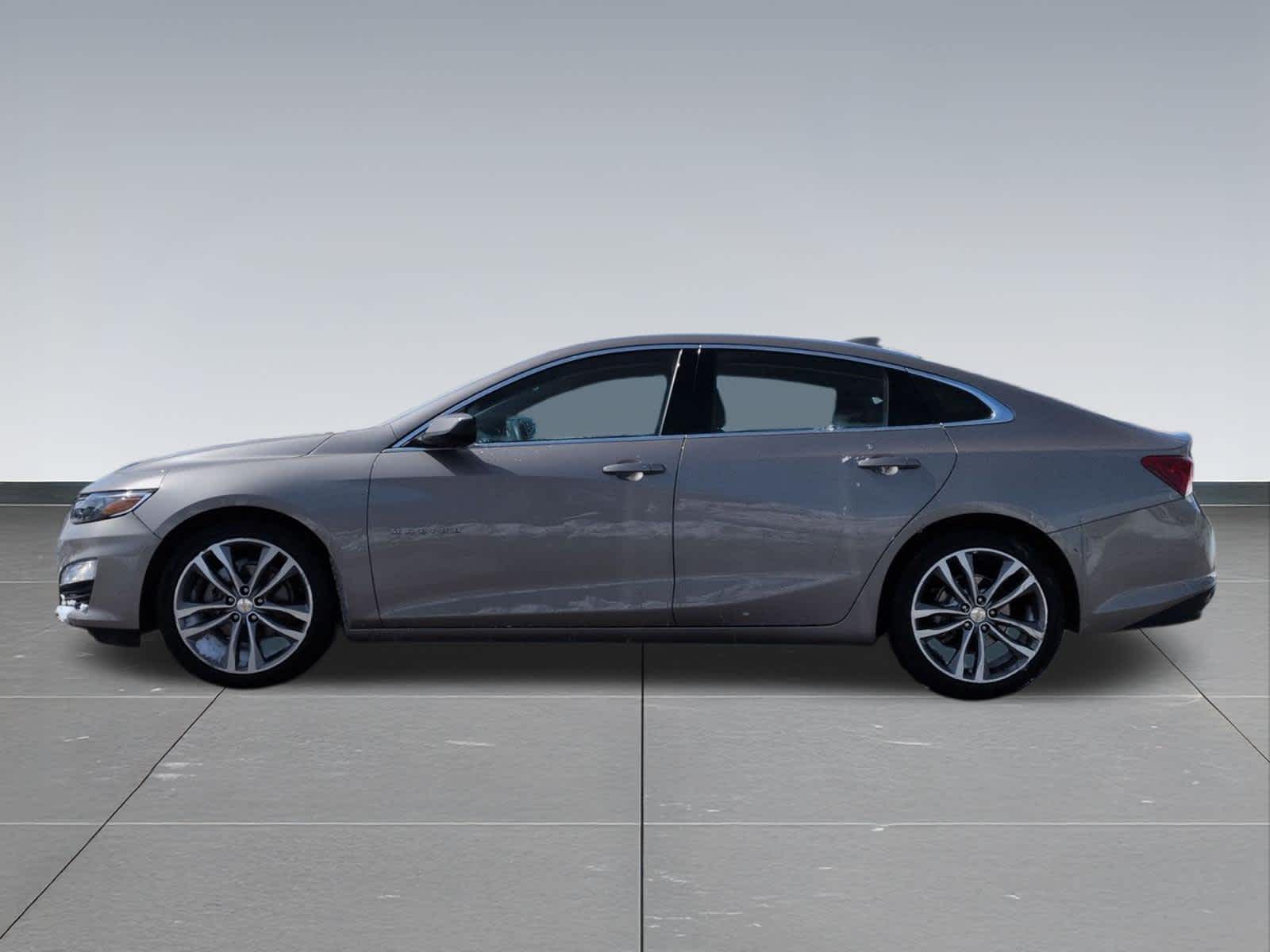 Thumbnail: 2023 Chevrolet Malibu - 3
