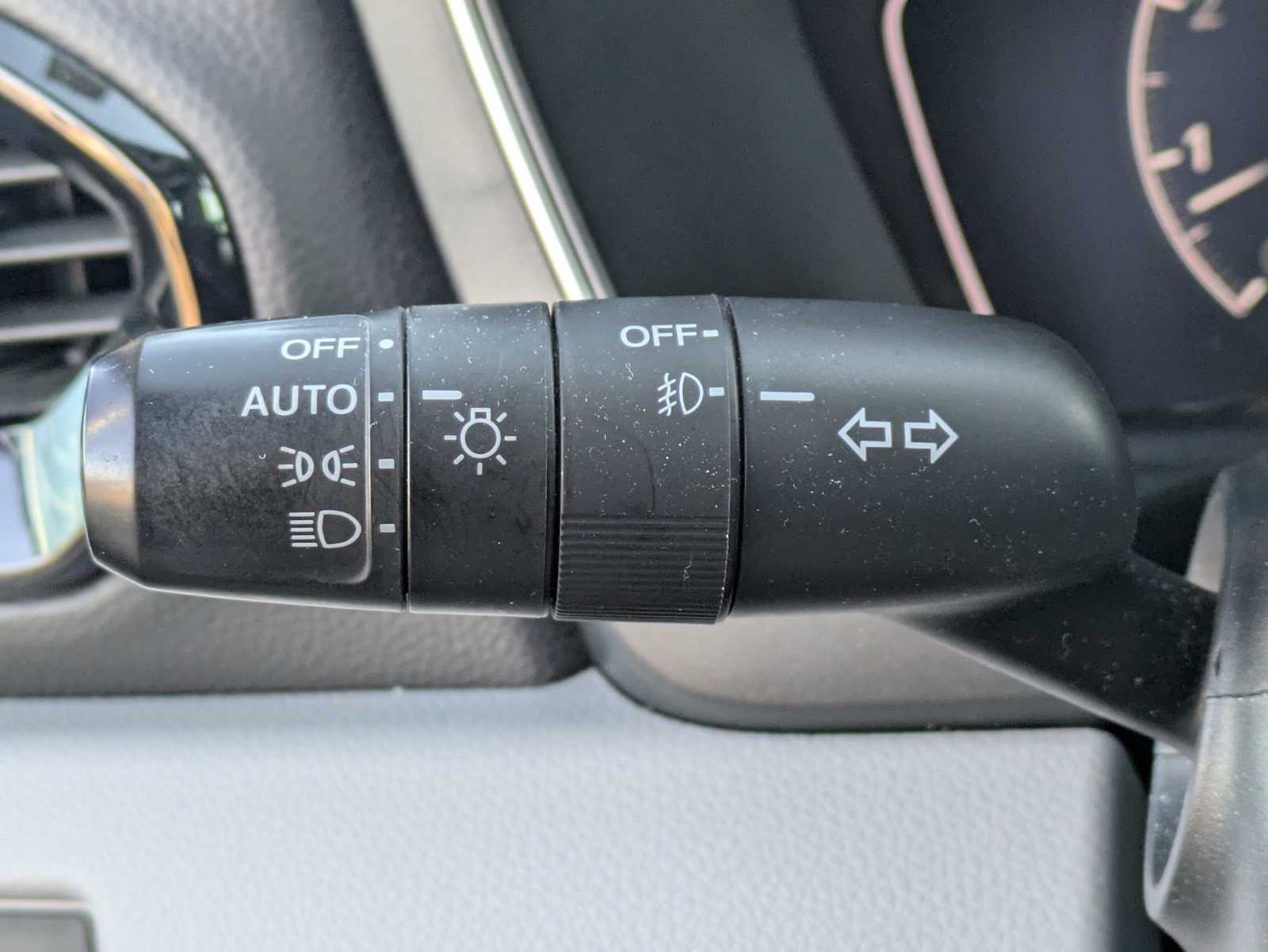 Thumbnail: 2023 Honda Pilot - 26