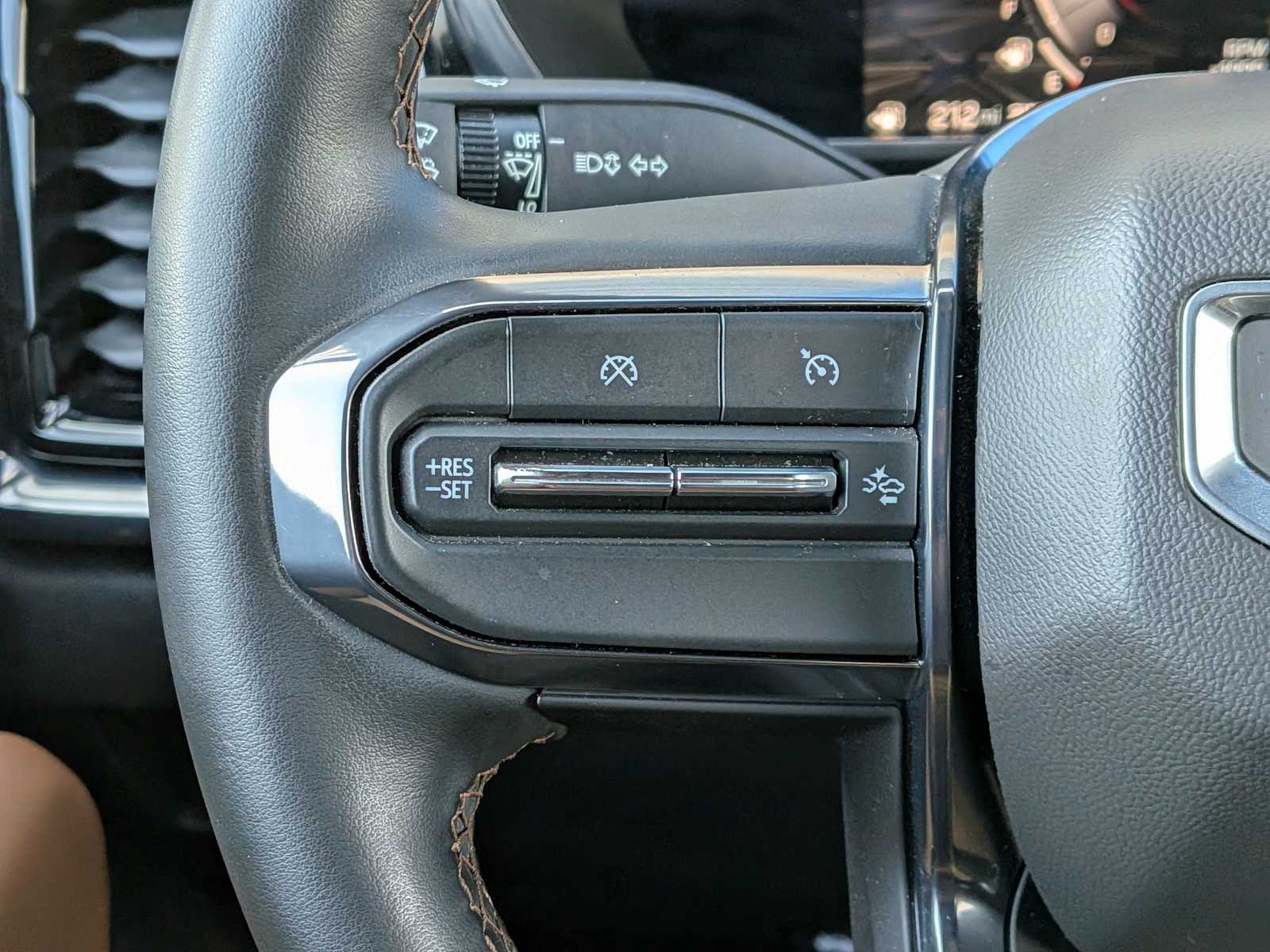 Thumbnail: 2023 GMC Canyon - 21