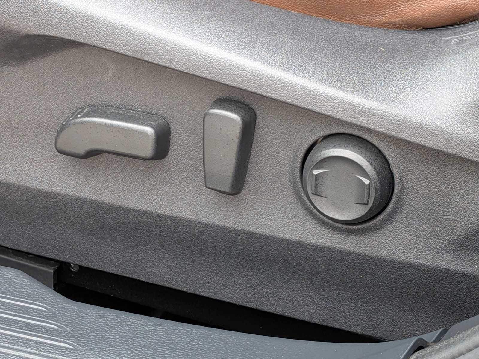 Thumbnail: 2021 Subaru Outback - 16