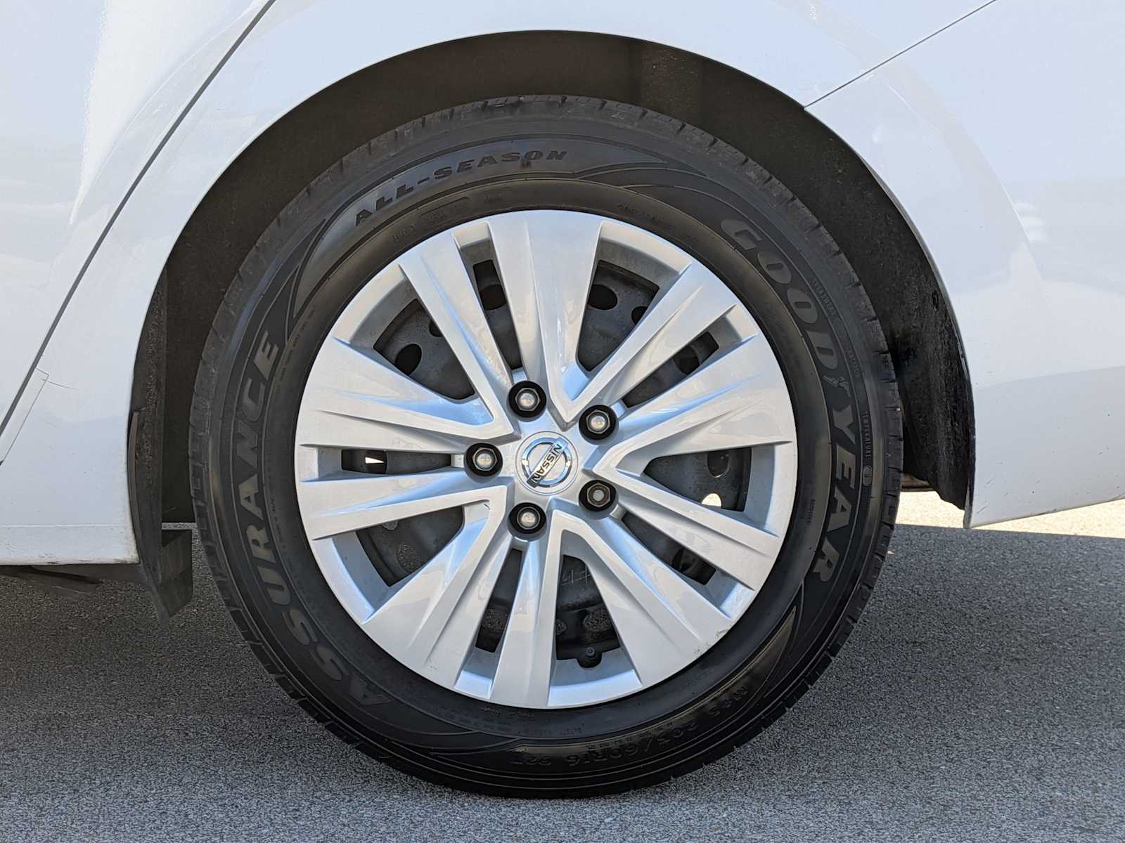 Thumbnail: 2024 Nissan Sentra - 13